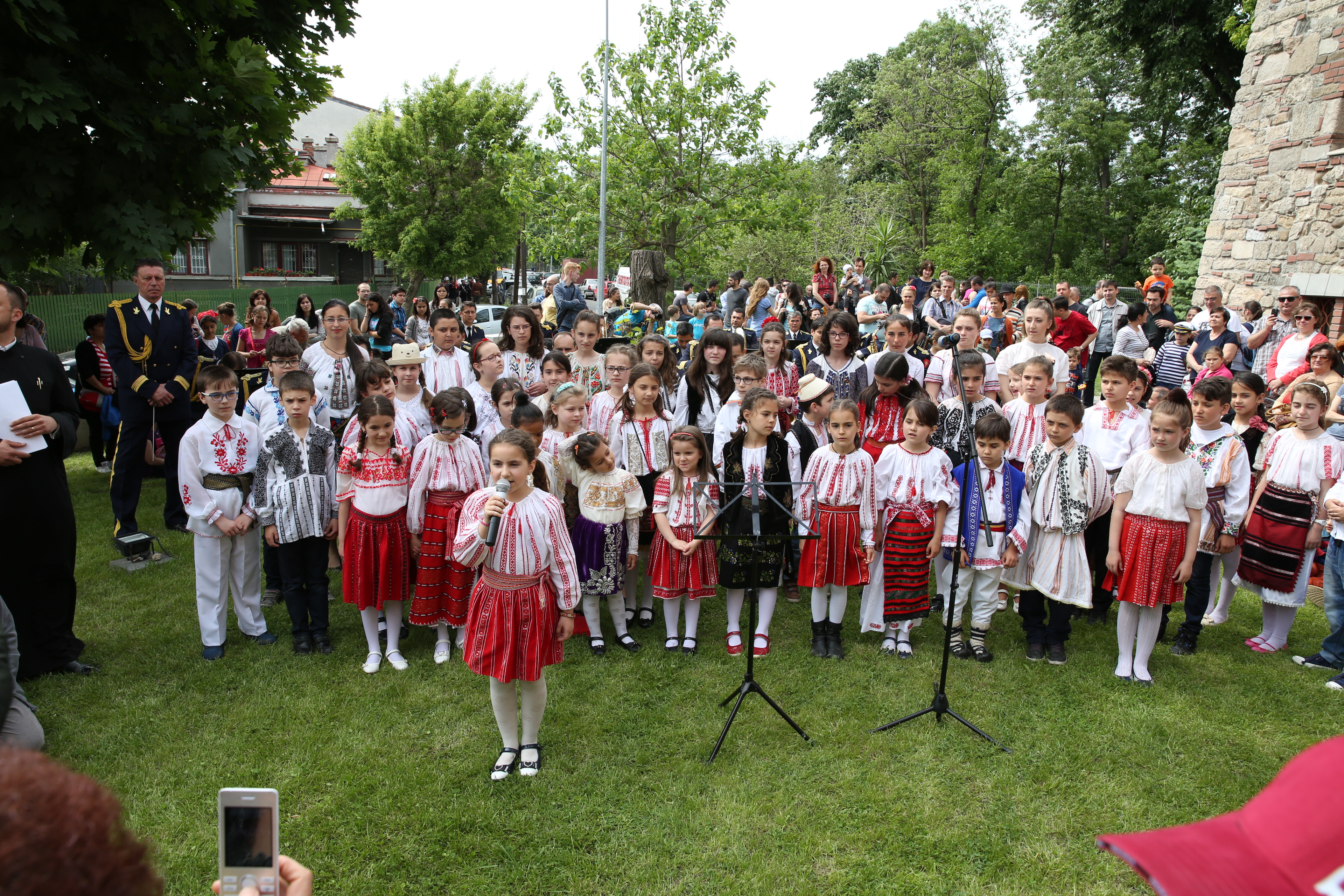 Ziua Porților Deschise la Castelul Ȗepeș, activitate organizată de Oficiul Național pentru Cultul Eroilor - 16 mai 2015