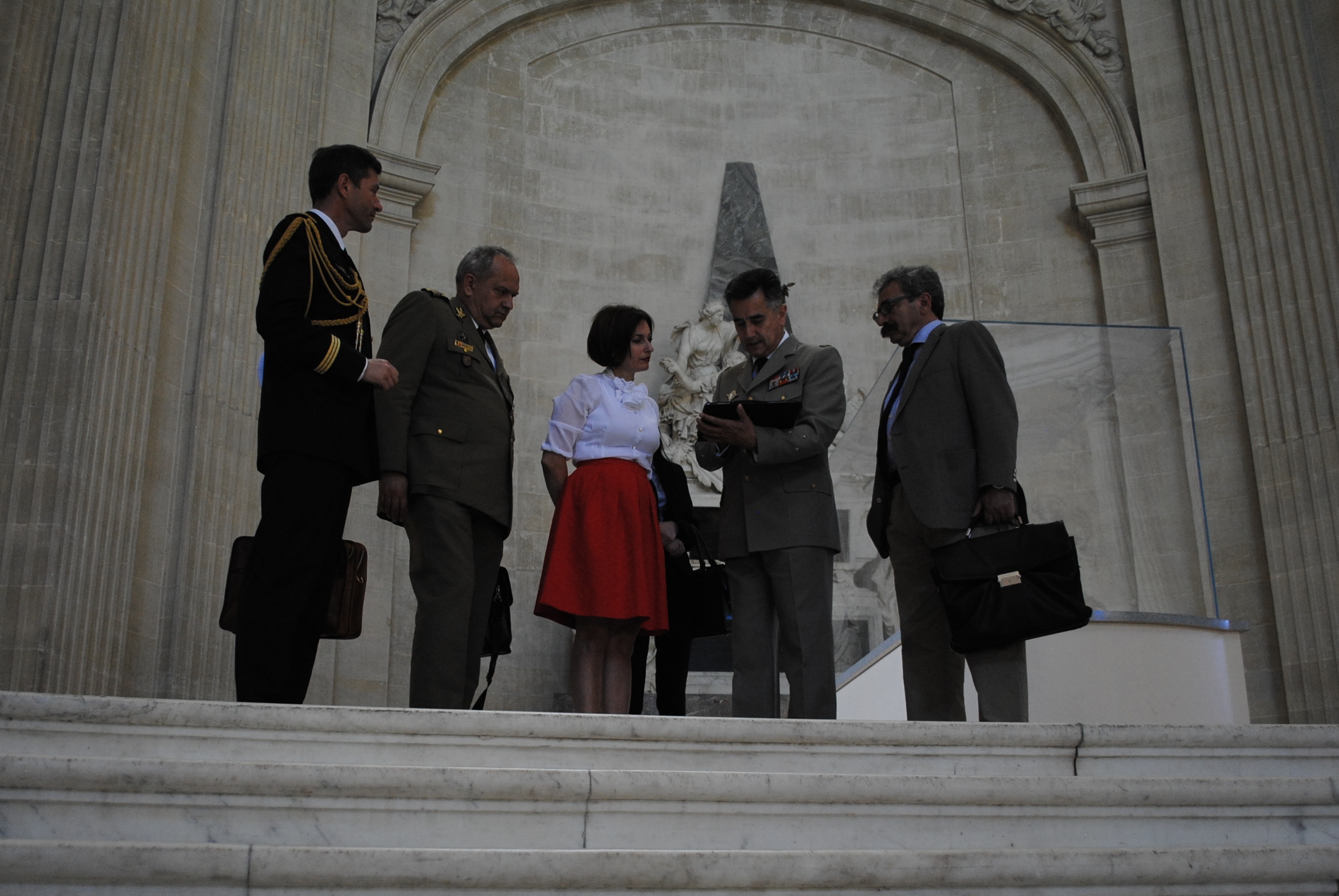 Vizita oficială în Franța la invitația domnului Jean-Marc Todeschini, Secretar de Stat 'cu rang de Ministru delegat' pentru Veterani și Memorie din cadrul Ministerului francez al Apararii, 8-9 iunie 2015  '