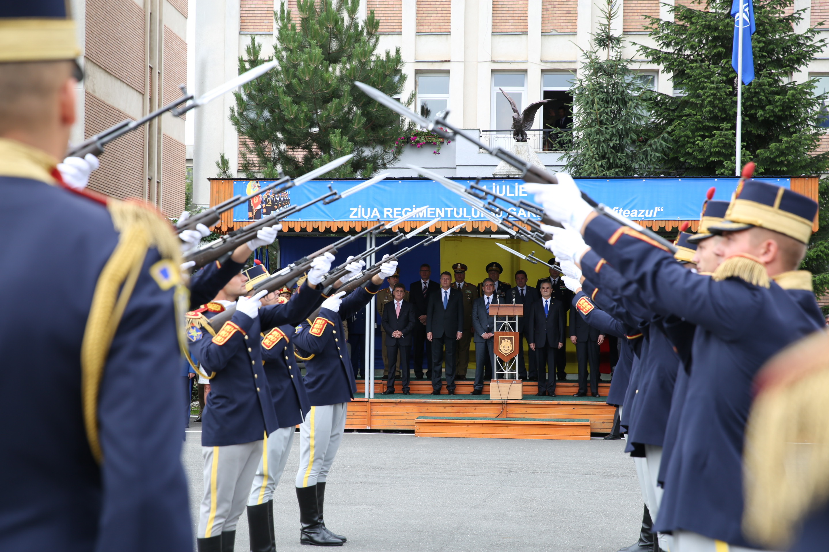 Participarea doamnei secretar de stat Otilia Sava la Ceremonia dedicată împlinirii a 155 de ani de la înființarea Regimentului 30 Gardă „Mihai Viteazul”- 01 iulie 2015