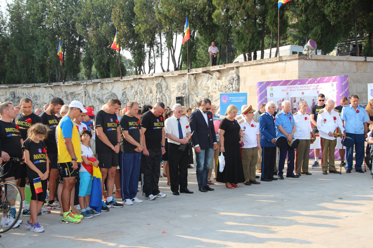 Festivitatea plecării Ştafetei Veteranilor din fața Monumentului Eroilor Patriei - 04.09.2015