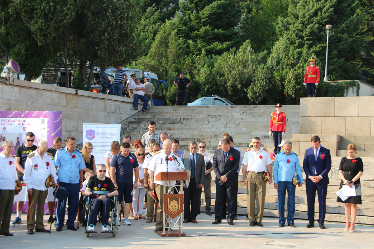 Festivitatea plecării Ştafetei Veteranilor din fața Monumentului Eroilor Patriei - 04.09.2015