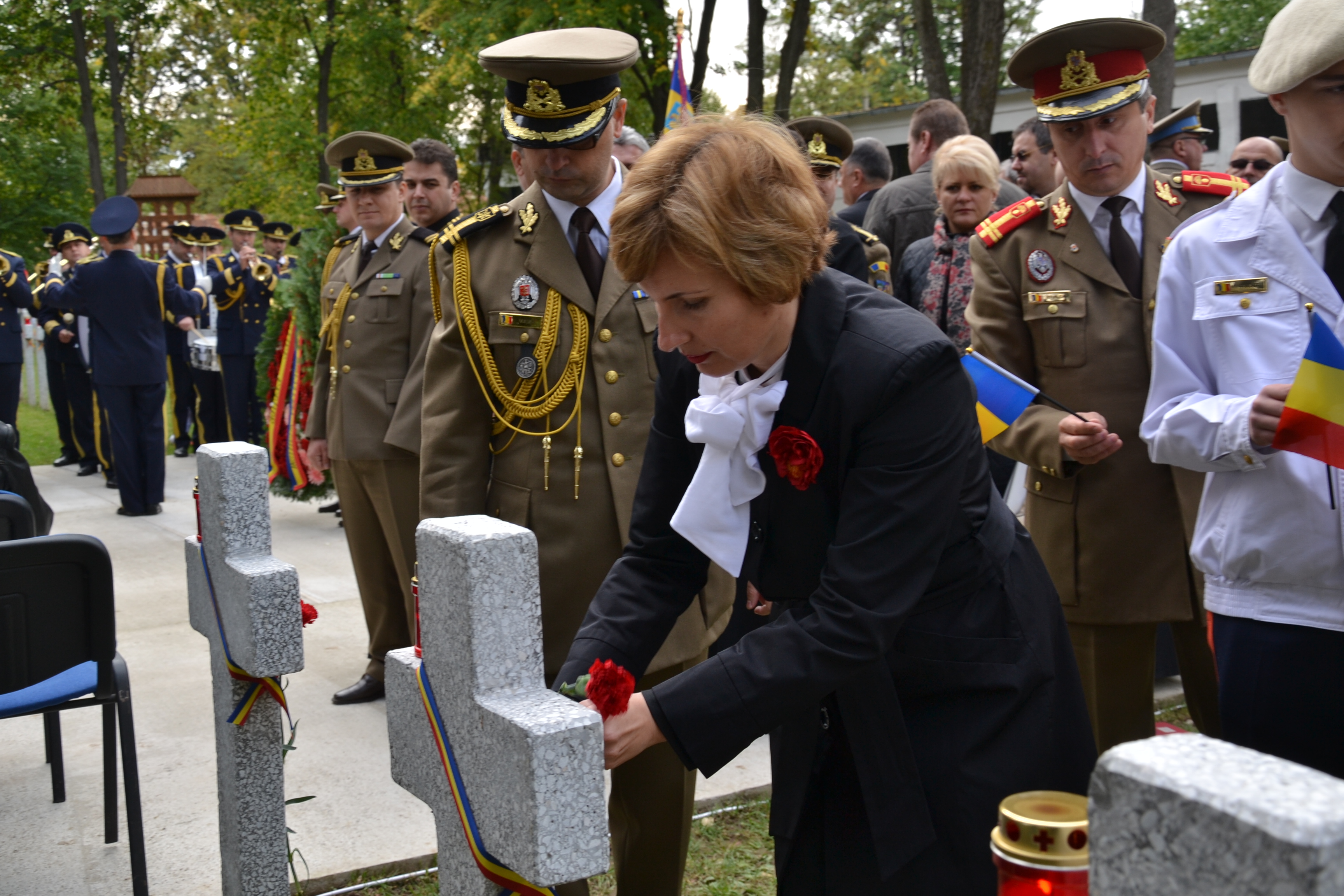 Participarea doamnei secretar de stat Otilia Sava la Ceremonia de reinaugurare a Cimitirului de Onoare Românesc Teiş-Târgovişte 22 octombrie 2015