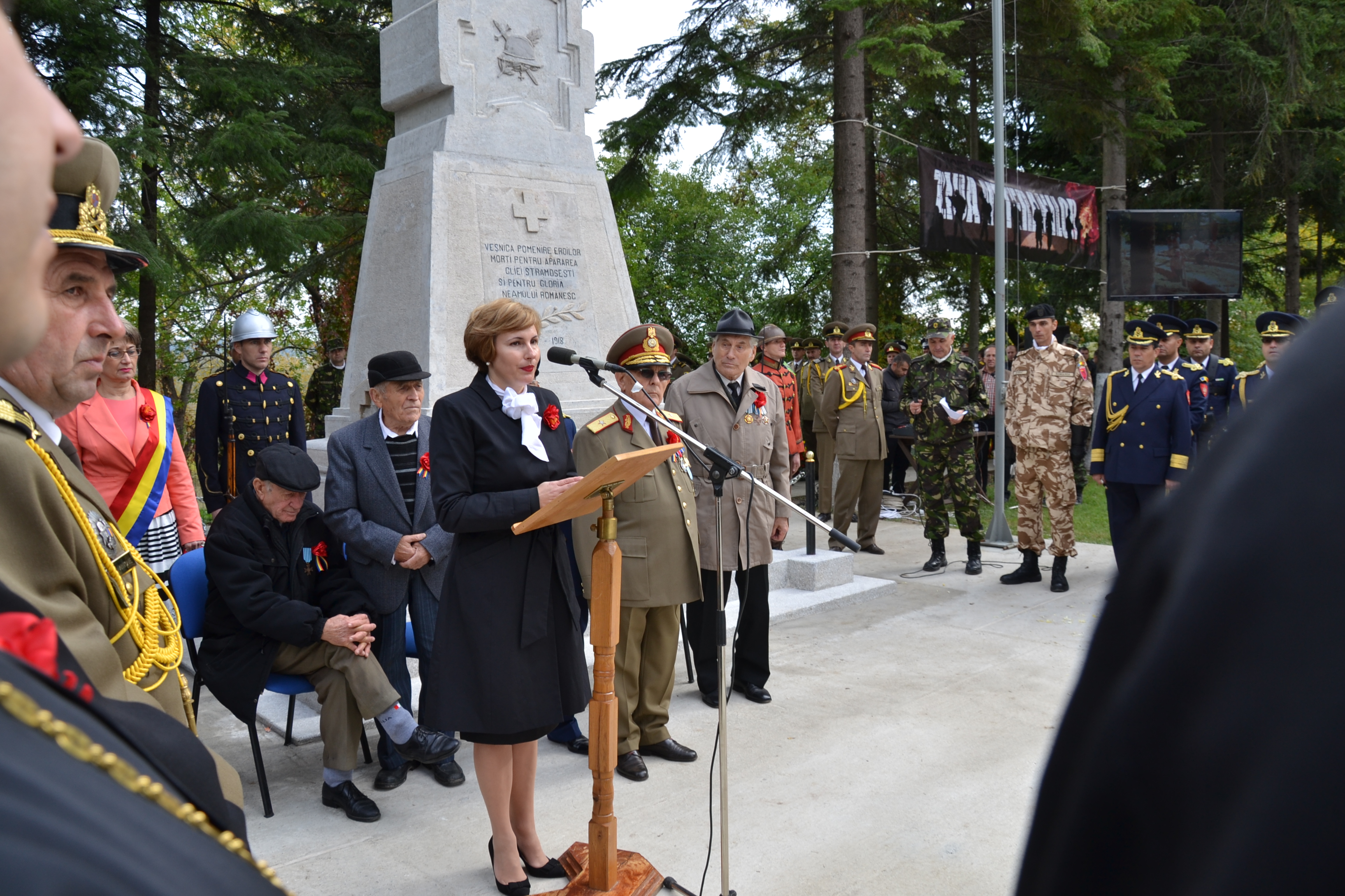 Participarea doamnei secretar de stat Otilia Sava la Ceremonia de reinaugurare a Cimitirului de Onoare Românesc Teiş-Târgovişte 22 octombrie 2015