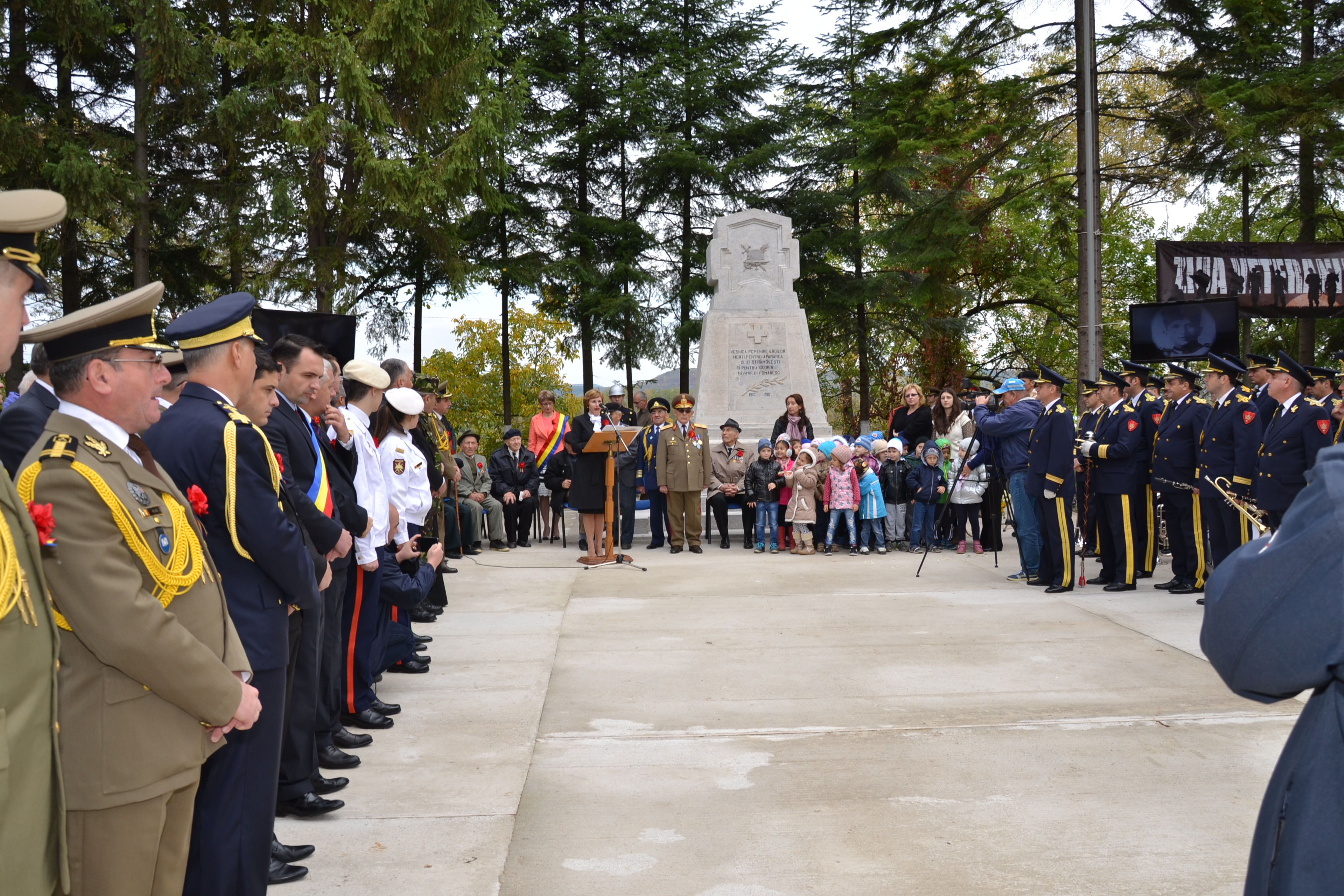 Participarea doamnei secretar de stat Otilia Sava la Ceremonia de reinaugurare a Cimitirului de Onoare Românesc Teiş-Târgovişte 22 octombrie 2015