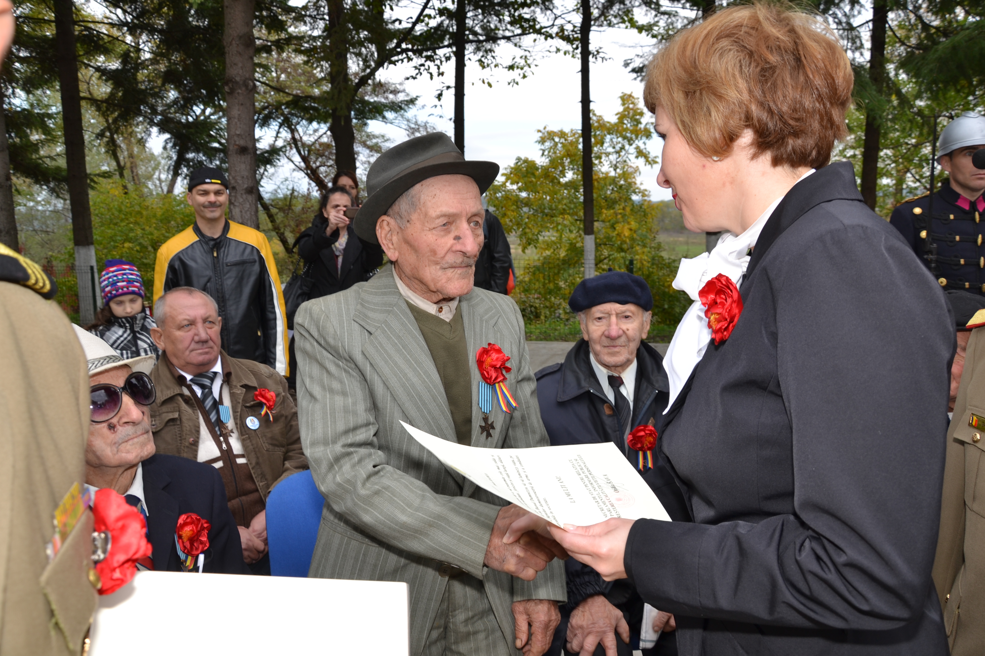 Participarea doamnei secretar de stat Otilia Sava la Ceremonia de reinaugurare a Cimitirului de Onoare Românesc Teiş-Târgovişte 22 octombrie 2015 