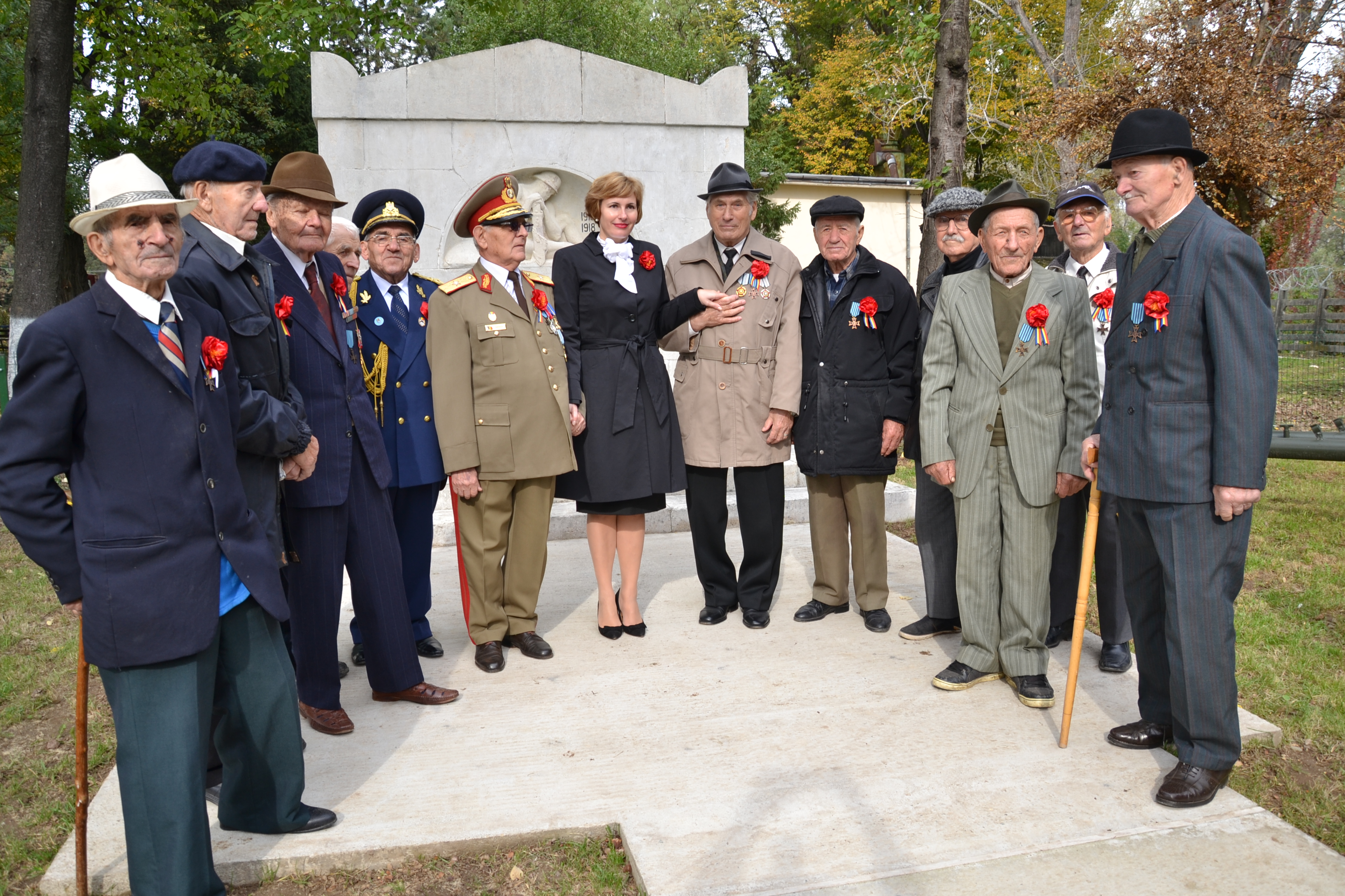 Participarea doamnei secretar de stat Otilia Sava la Ceremonia de reinaugurare a Cimitirului de Onoare Românesc Teiş-Târgovişte 22 octombrie 2015 