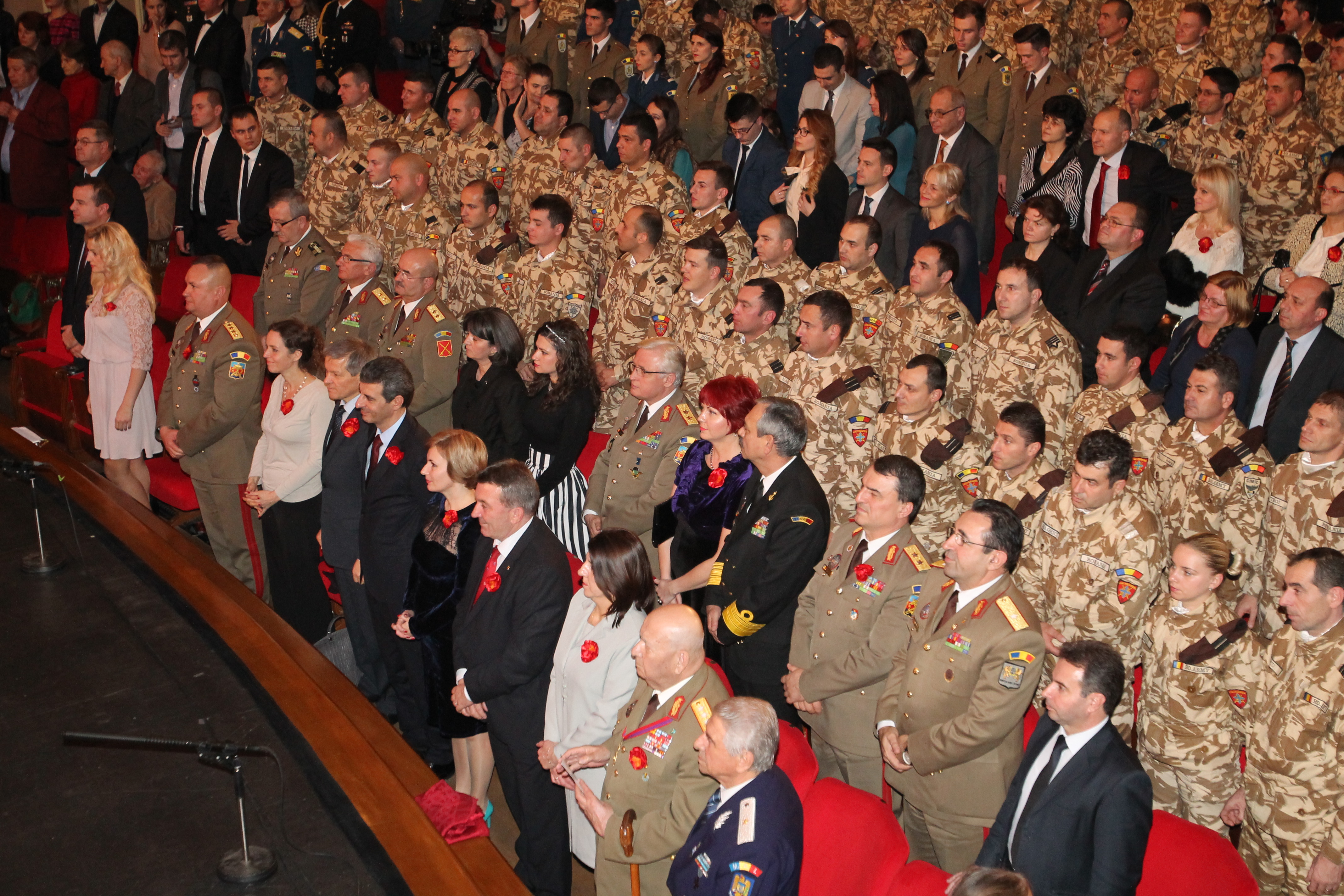 Concert de gală dedicat veteranilor Armatei României intitulat ,,Sacrificiul impune Respect' organizat la Opera Națională Română' - 14 decembrie 2015