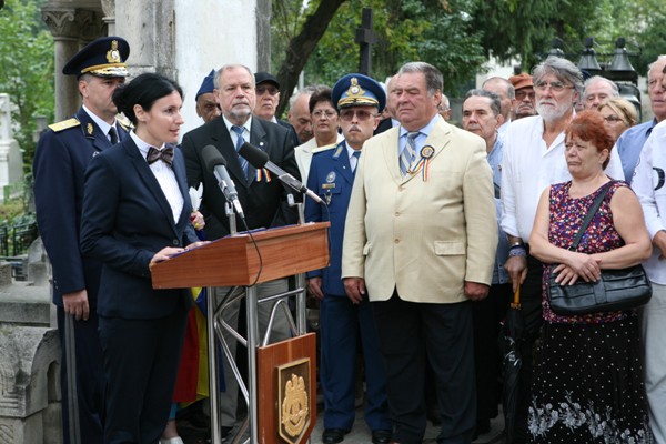 Ceremonie comemorativa la mormântul lui Aurel Vlaicu