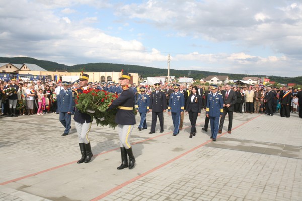 Ceremonie comemorativa la mormântul lui Aurel Vlaicu