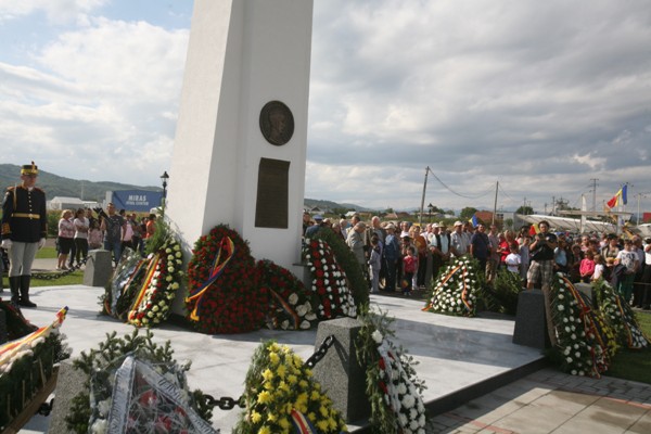 Ceremonie comemorativa la mormântul lui Aurel Vlaicu