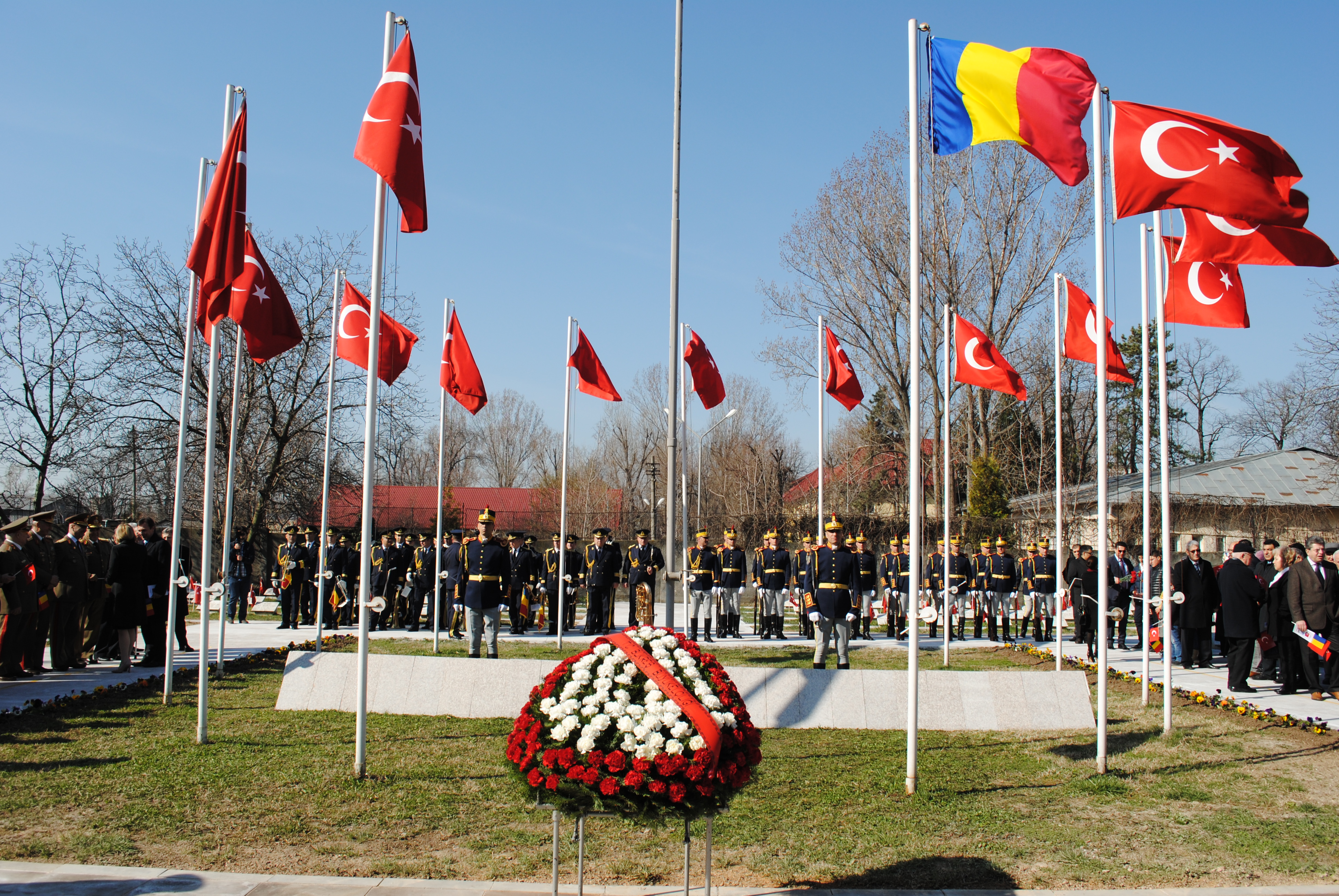 Ceremonie militară dedicată Zilei Martirilor la Cimitirul Martirilor Turci - 18 martie 2016 Military ceremony dedicated to the Martyrs Day at the Cemetery of Turkish Martyrs – March 18, 2016