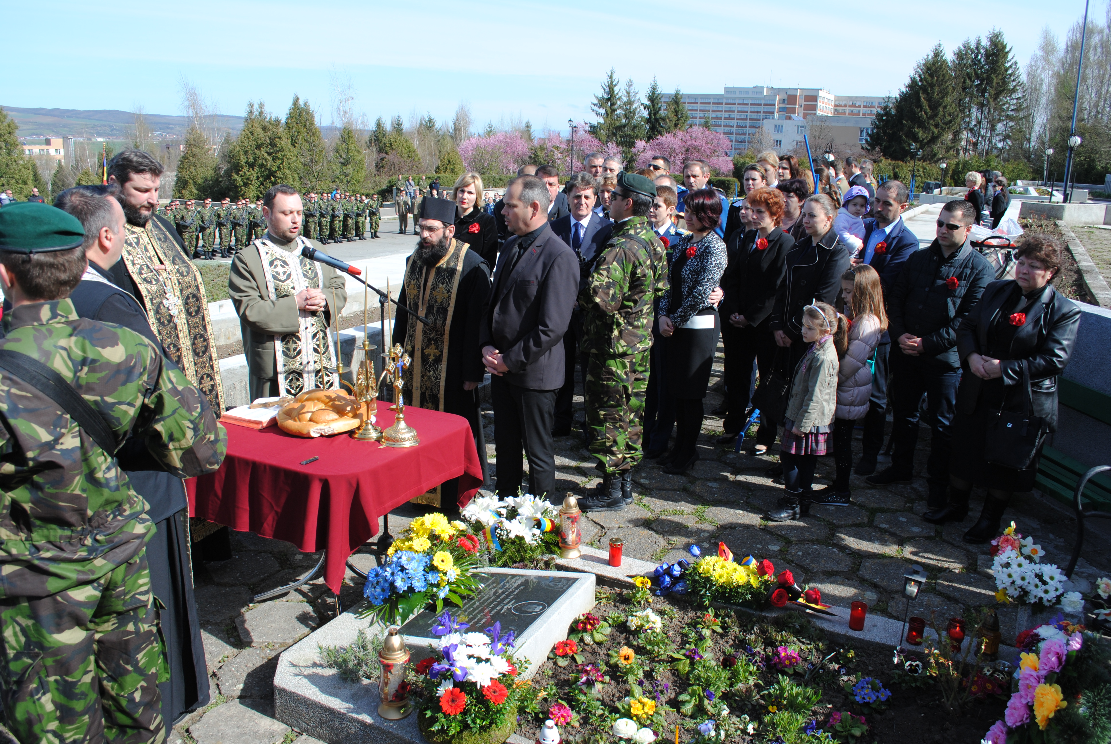 Slujba de pomenire a Mr.'p.m.' Tiberius Petre - Târgu Mureş - 02 aprilie 2016'Memorial service of Mr. 'p.m.' Tiberius Petre - Targu Mures - April 2, 2016'