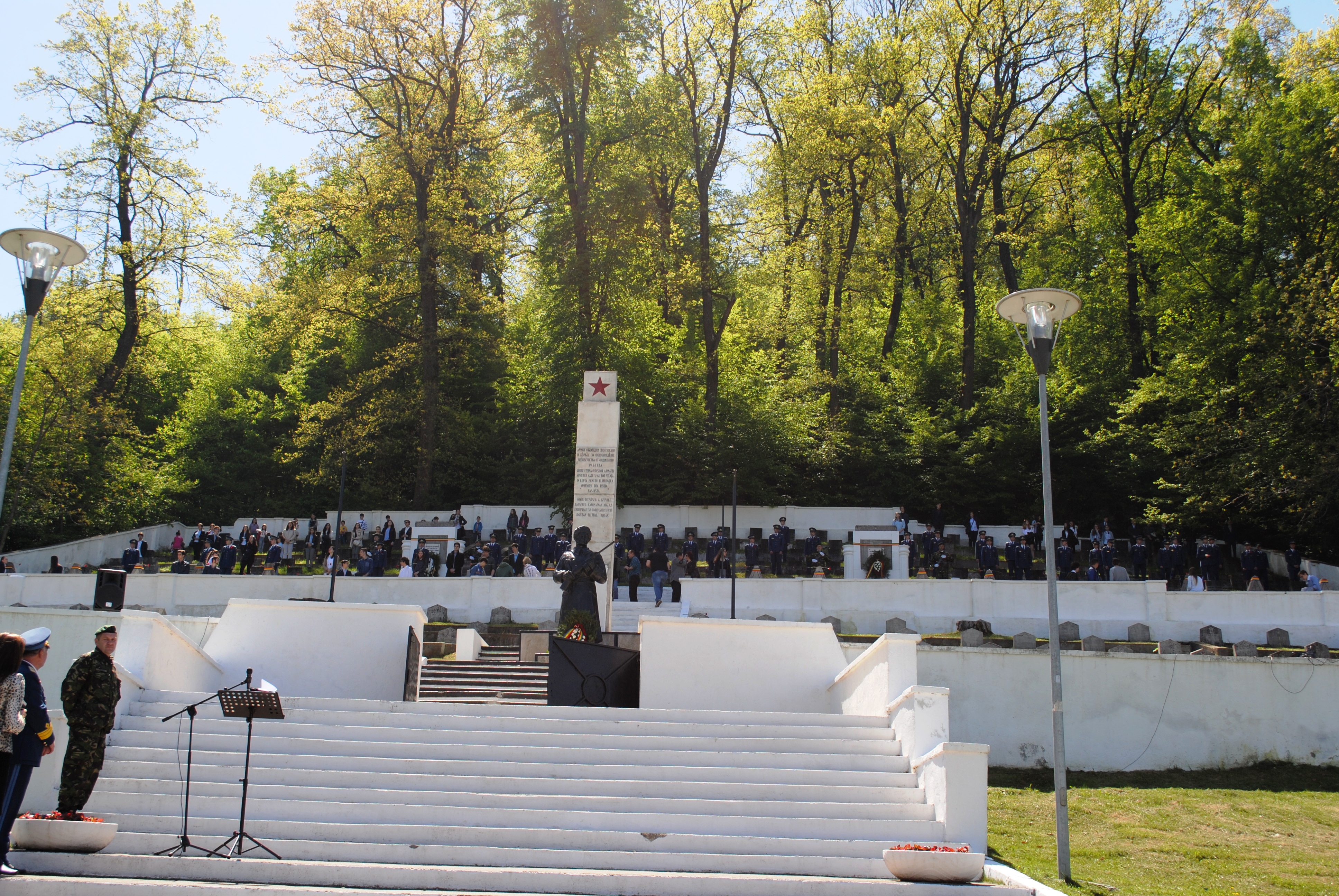 Ceremonia militară de la Cimitirul Eroilor din Sprenghi - Braşov - 22 aprilie 2016 'Military ceremony at the Heroes Cemetery in Sprenghi - Brasov - April 22, 2016'