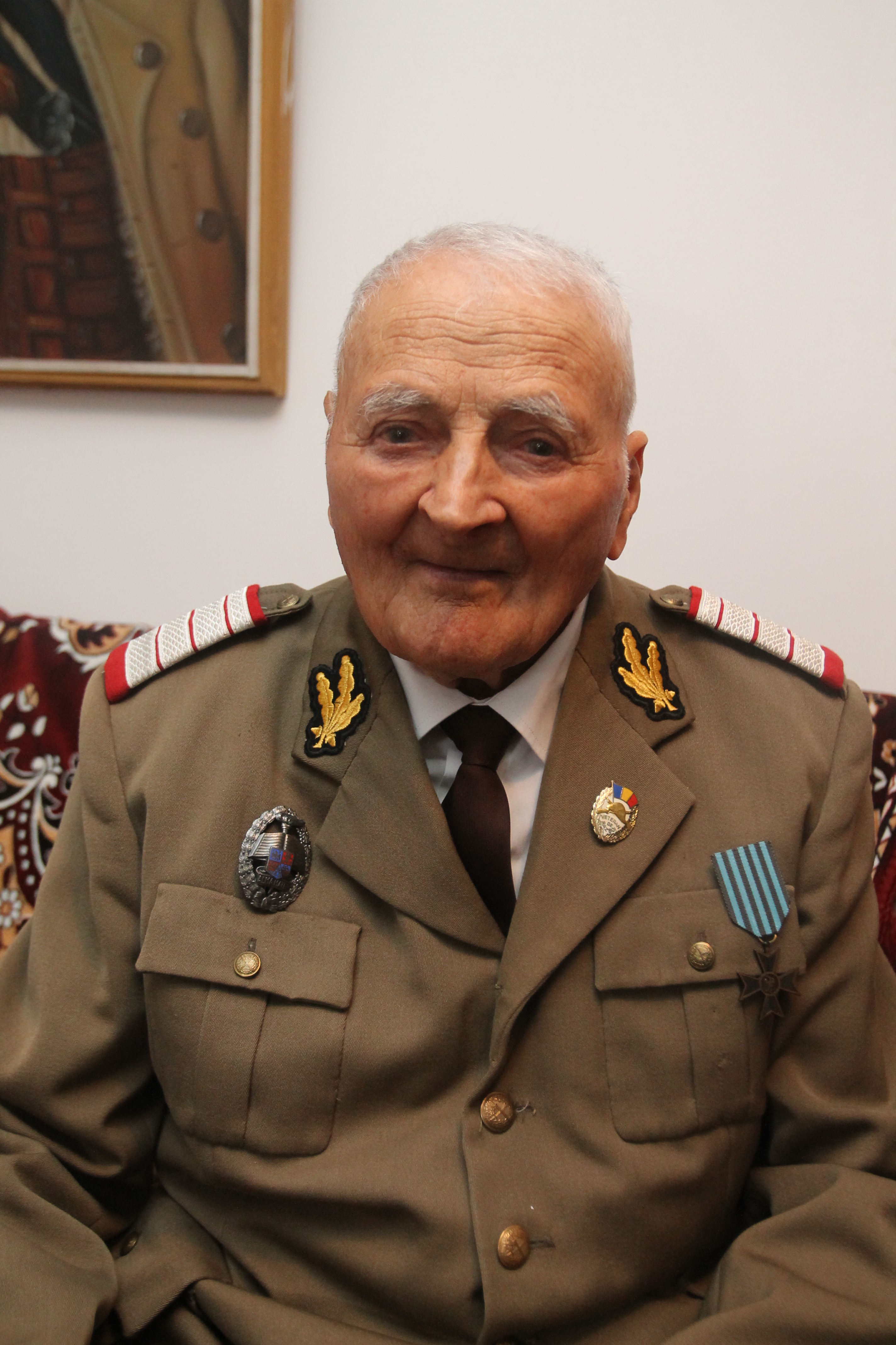 Vizita doamnei secretar de stat Otilia Sava la domnul Slt.rtr. Dumitru Stan, veteran de război, cu ocazia aniversării vârstei de 100 ani - 04 mai 2016 Visit of the State Secretary Otilia Sava to re