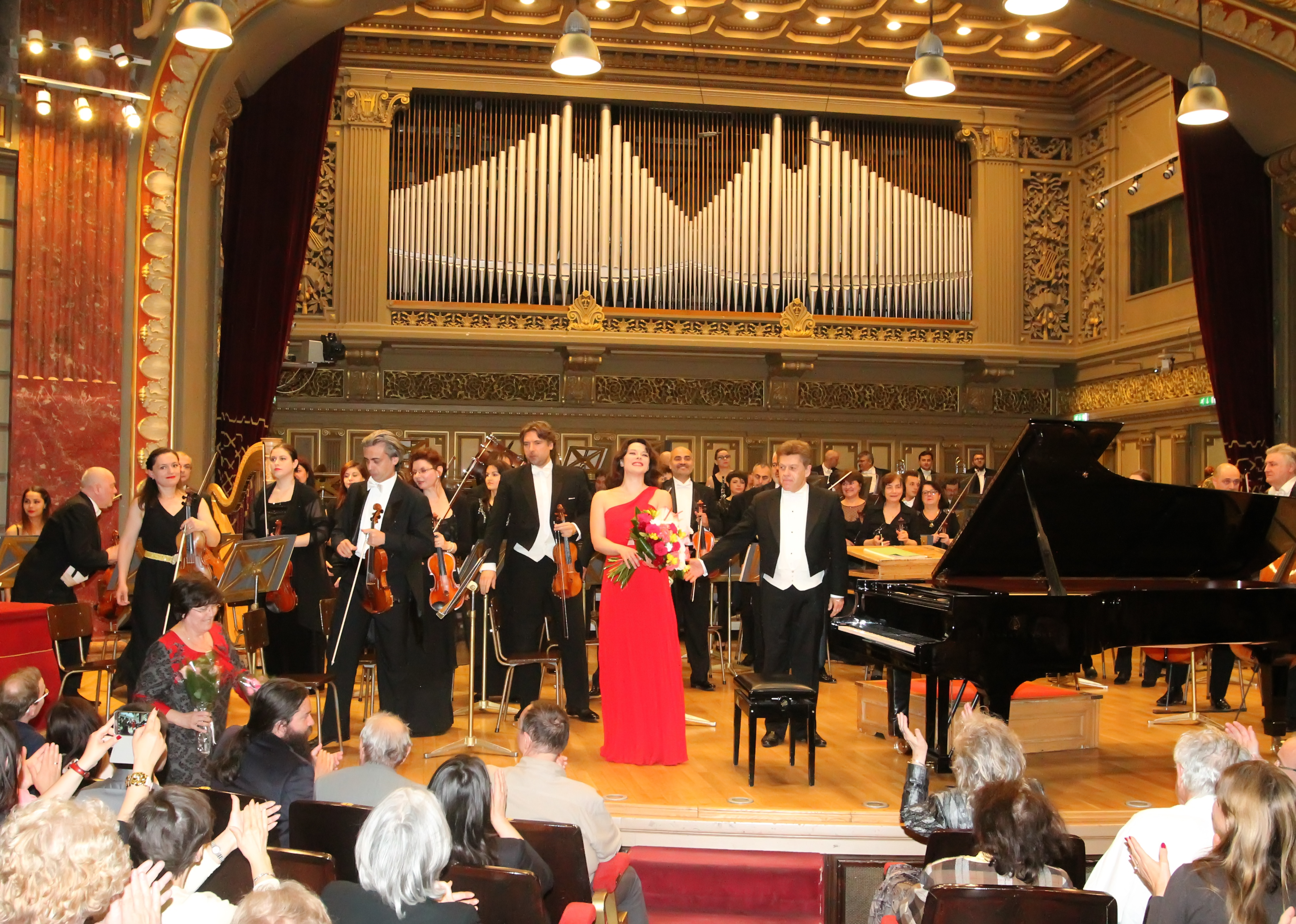 Concert dedicat veteranilor de război, susținut de Orchestra Simfonică la  Ateneul Român - 5 mai 2016 'Concert dedicated to war veterans performed by the Symphonic Orchestra at the Romania Athenaeum May 5, 2016'