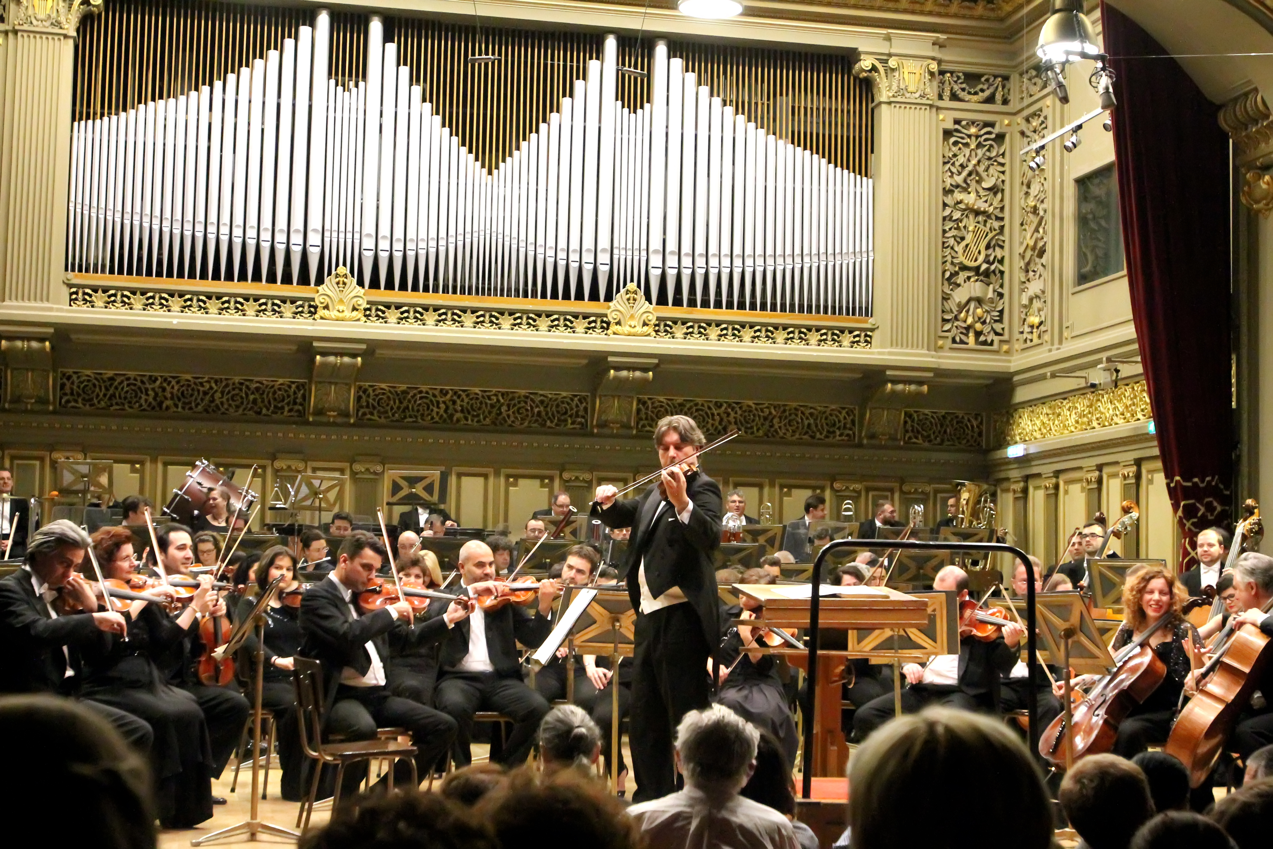 Concert dedicat veteranilor de război, susținut de Orchestra Simfonică la  Ateneul Român - 5 mai 2016 'Concert dedicated to war veterans performed by the Symphonic Orchestra at the Romania Athenaeum May 5, 2016'