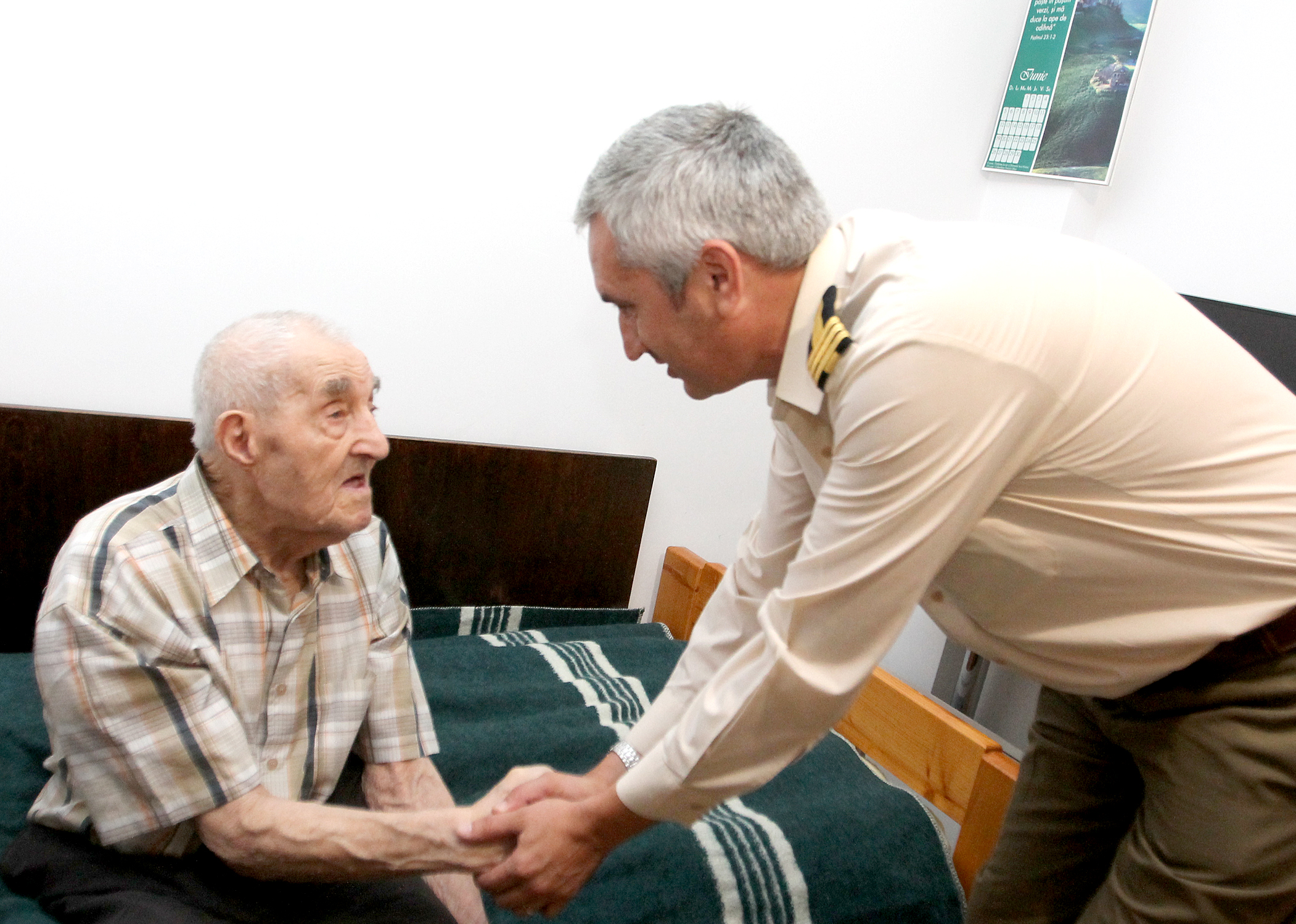 Aniversarea veteranului de război Lt.rtr. Palcău Constantin la împlinirea vârstei de 100 ani - 07 iulie 2016 Celebration of 100 years of Mr. Palcău Constantin, rtr lieutenant - July 07, 2016