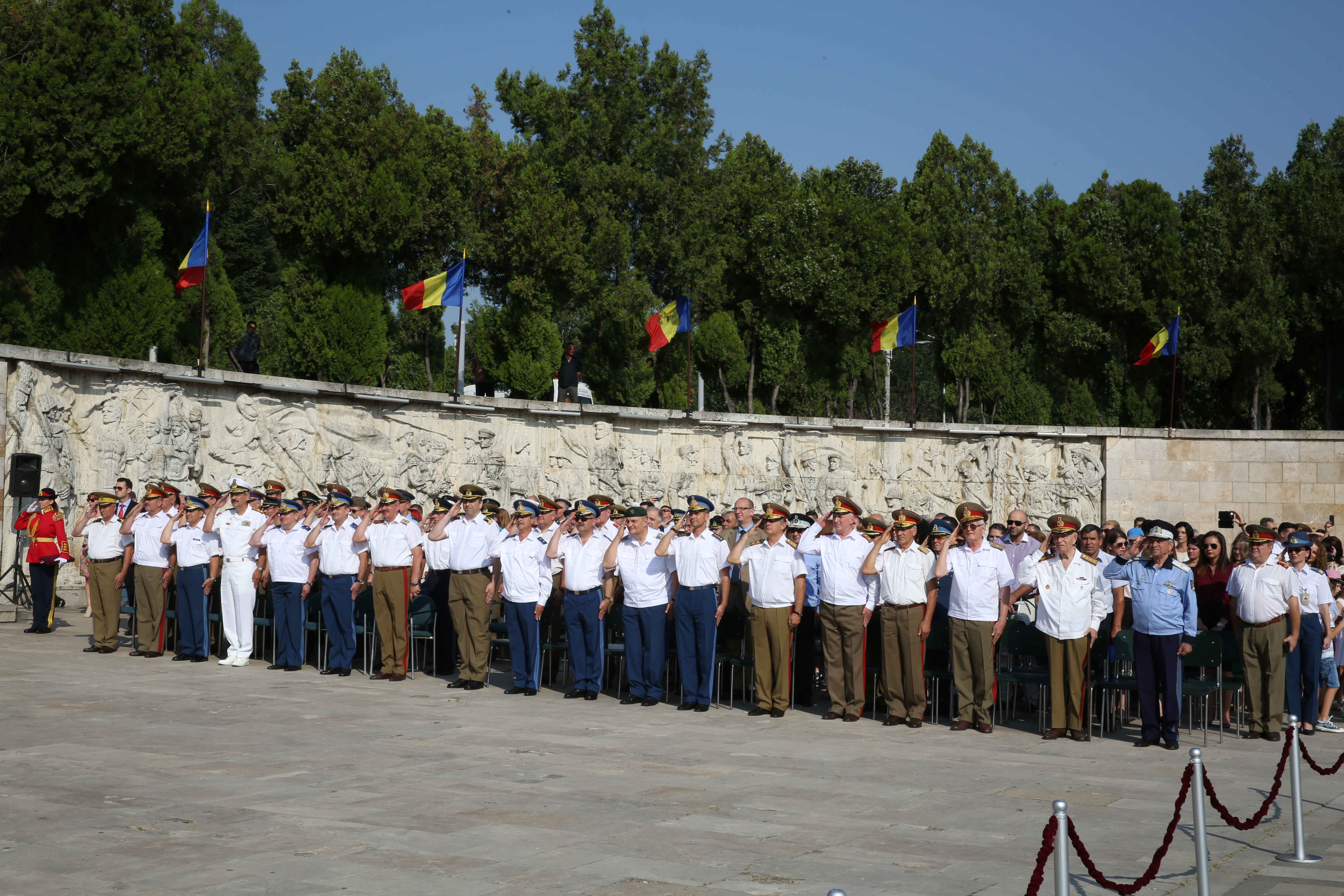  Festivitatea de absolvire a Promoției 115 „NEAGOE BASARAB–500” a Universității Naționale de Apărare „Carol I” - 15 iulie 2016 'The Graduation Ceremony of the Promotion 115 ,,Neagoe Basarab - 500,, at the National Defense University ,,Carol I,, - July 15,