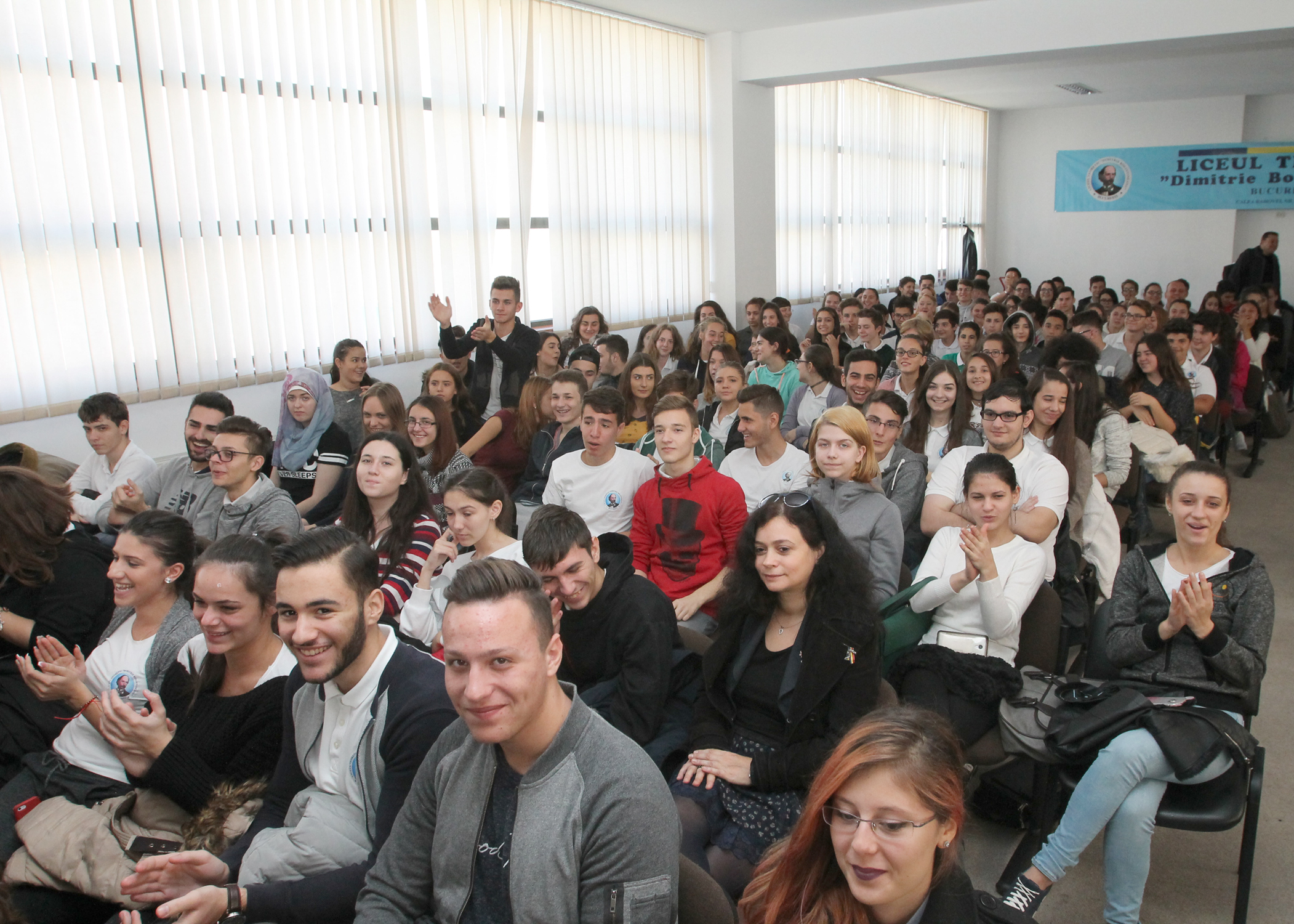 Ziua Armatei în școli - Liceul Teoretic Dimitrie Bolintineanu - 18 octombrie 2016 'Army Day in schools – Dimitrie Bolintineanu high school, October 18, 2016'