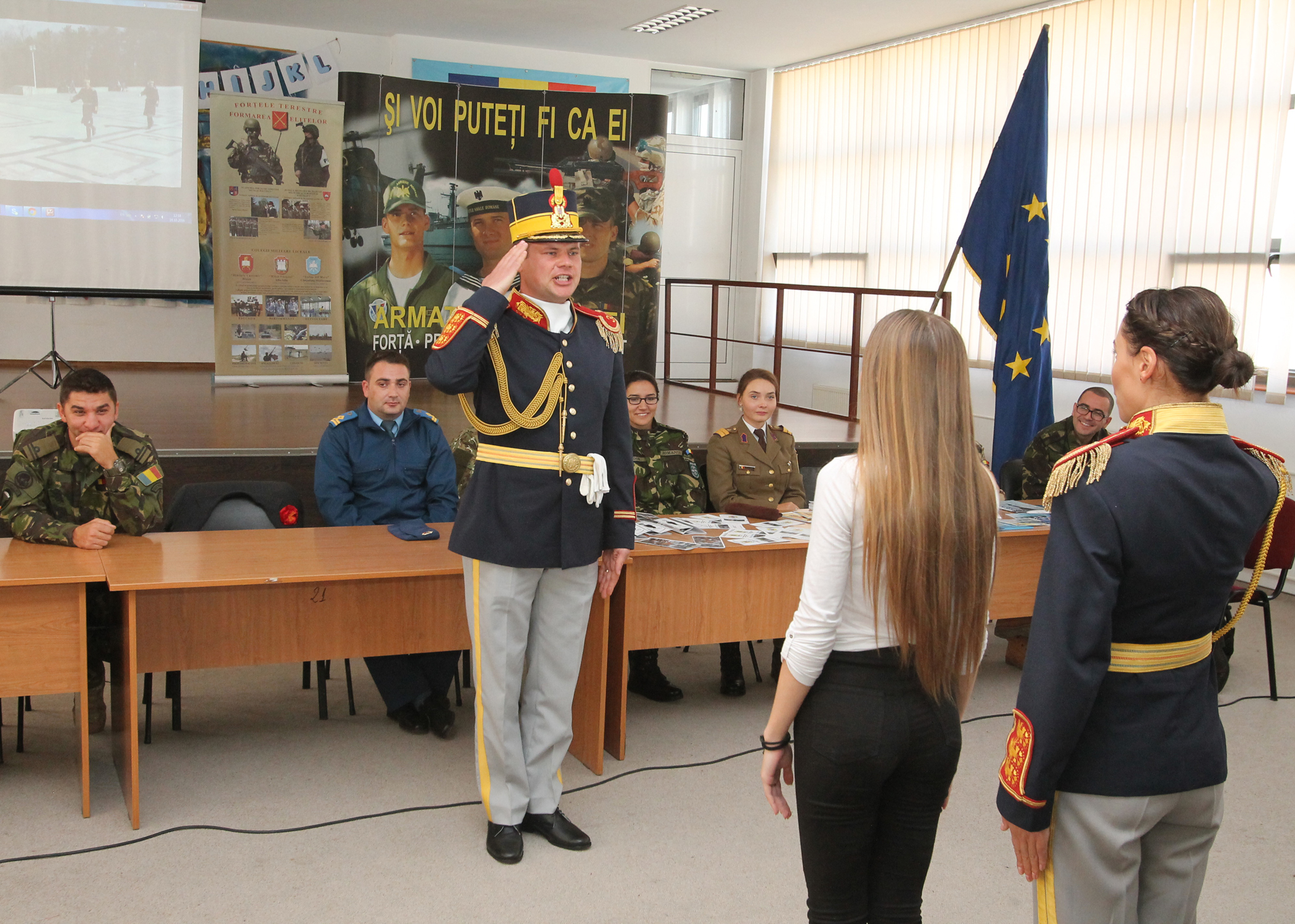 Ziua Armatei în școli - Liceul Teoretic Dimitrie Bolintineanu - 18 octombrie 2016 'Army Day in schools – Dimitrie Bolintineanu high school, October 18, 2016'