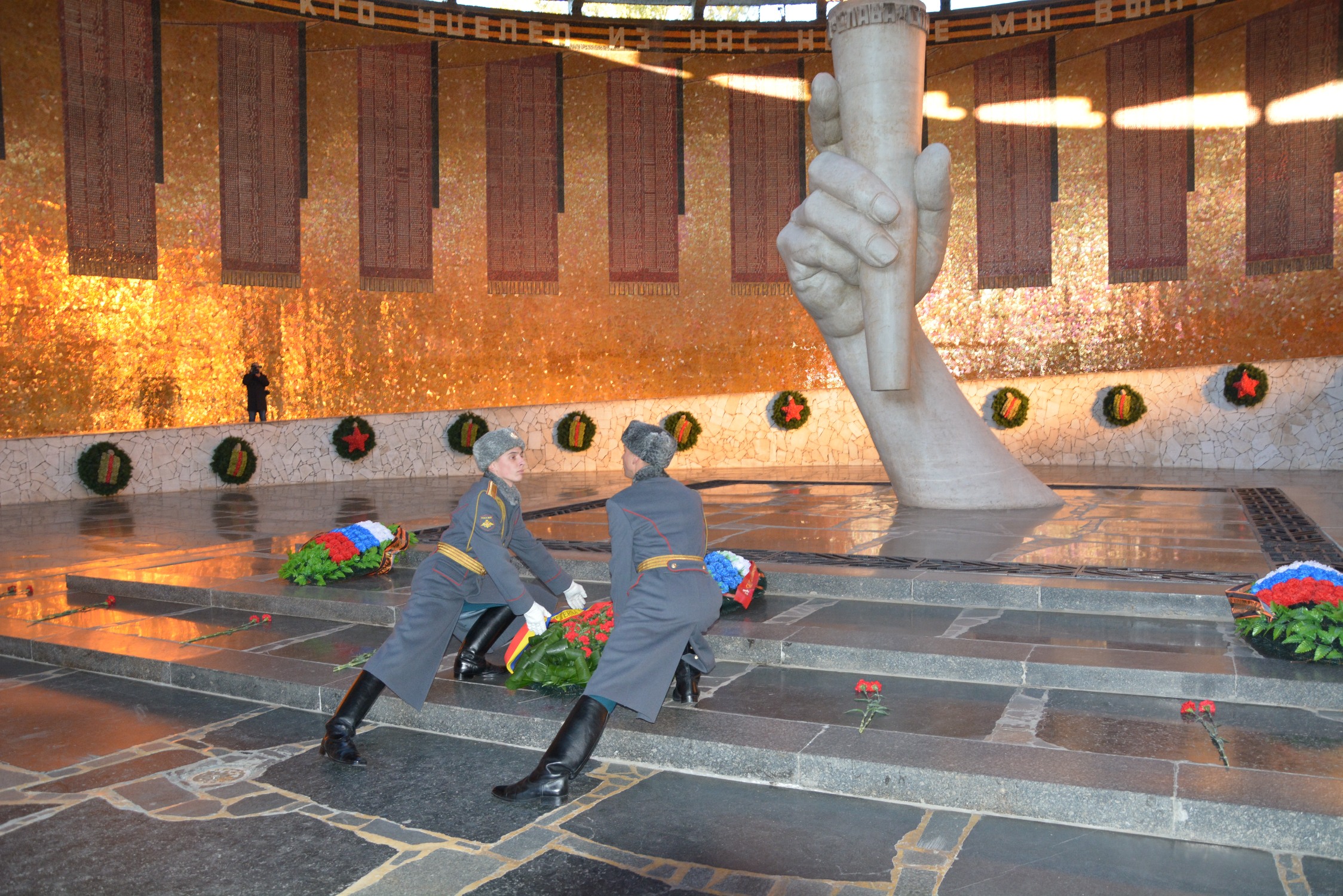 Ceremonialul de reînhumare a osemintelor eroilor români exhumate din zona Stalingrad în cadrul Cimitirului de onoare românesc de la Rossoșka - 23-26 octombrie 2016'Ceremony of reburial of Romanian heroes bones exhumed from Stalingrad in the Romanian Grave