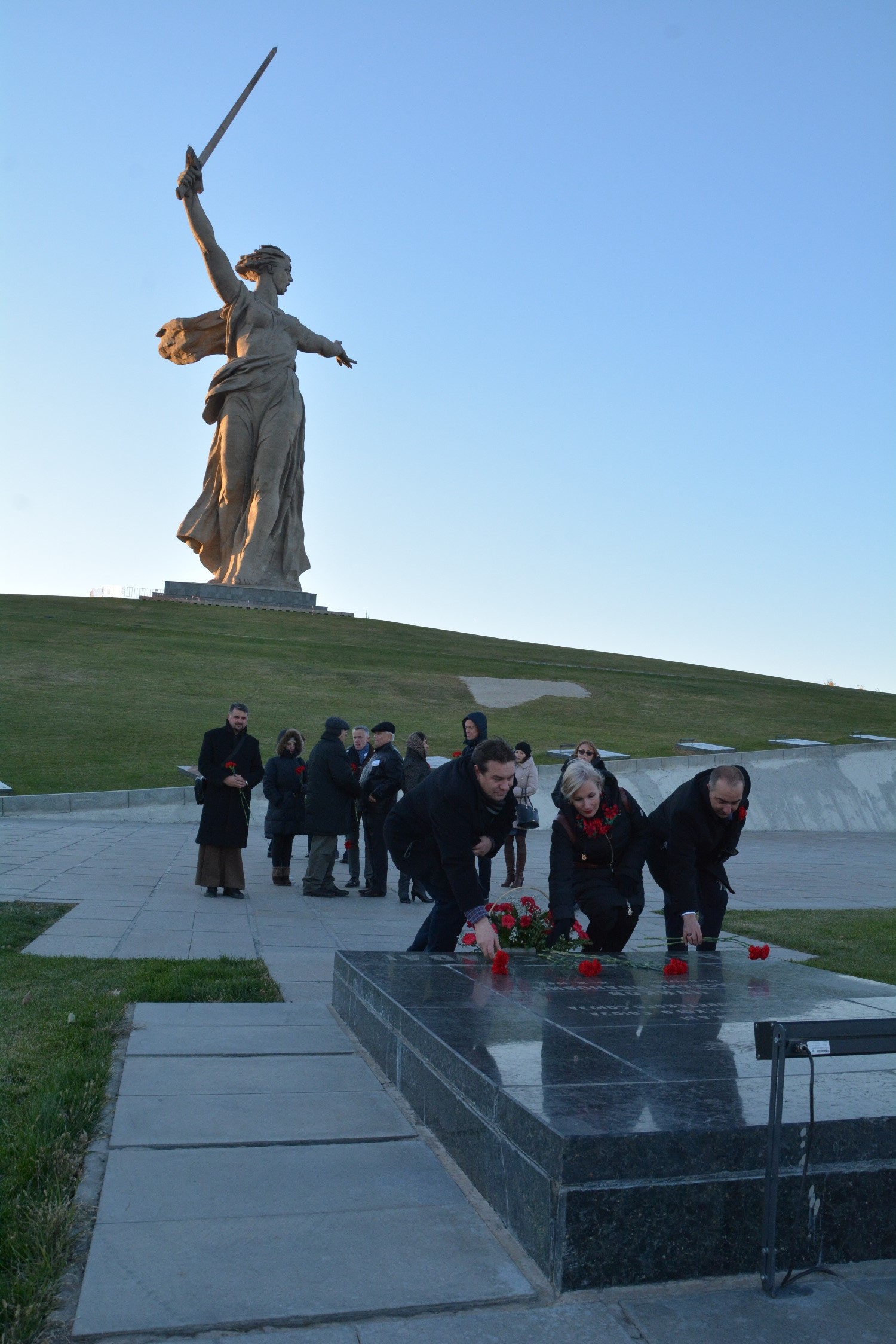 Ceremonialul de reînhumare a osemintelor eroilor români exhumate din zona Stalingrad în cadrul Cimitirului de onoare românesc de la Rossoșka - 23-26 octombrie 2016'Ceremony of reburial of Romanian heroes bones exhumed from Stalingrad in the Romanian Grave