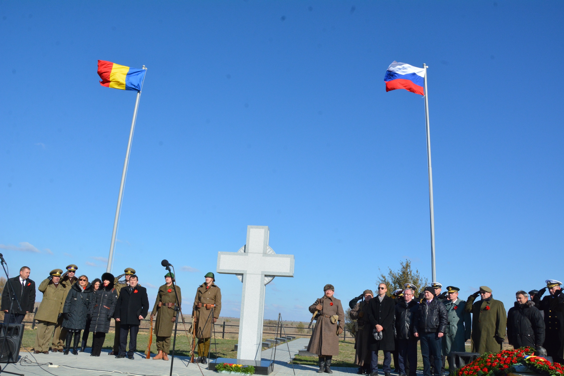 Ceremonialul de reînhumare a osemintelor eroilor români exhumate din zona Stalingrad în cadrul Cimitirului de onoare românesc de la Rossoșka - 23-26 octombrie 2016'Ceremony of reburial of Romanian heroes bones exhumed from Stalingrad in the Romanian Grave