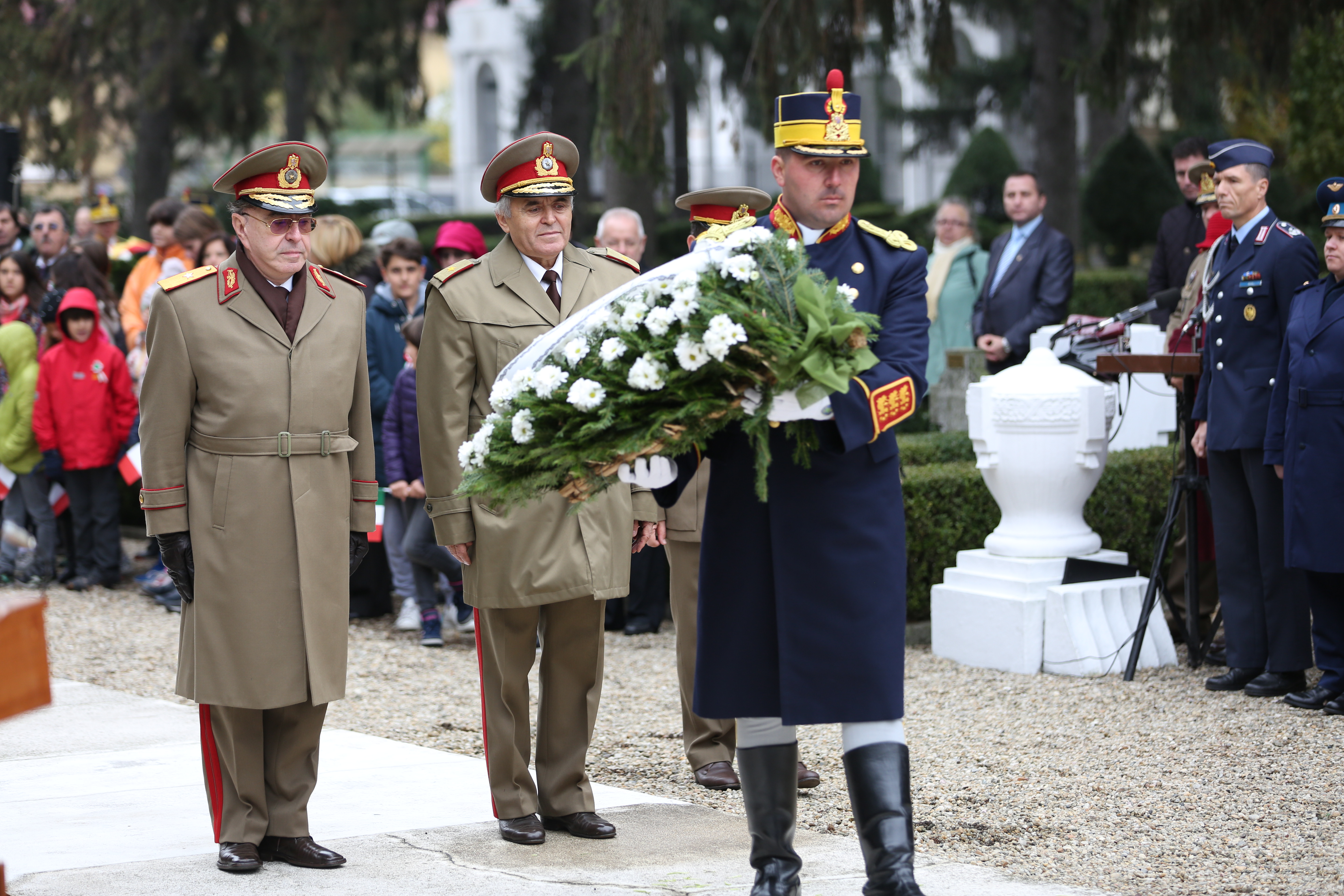 Ziua Forțelor Armate ale Republicii Italiene, depuneri de coroane la Cimitirul Italian - 04 noiembrie 2016  'Armed Forces Day of the Republic of Italy, wreaths laying ceremony at the Italian Cemetery - November 4, 2016'