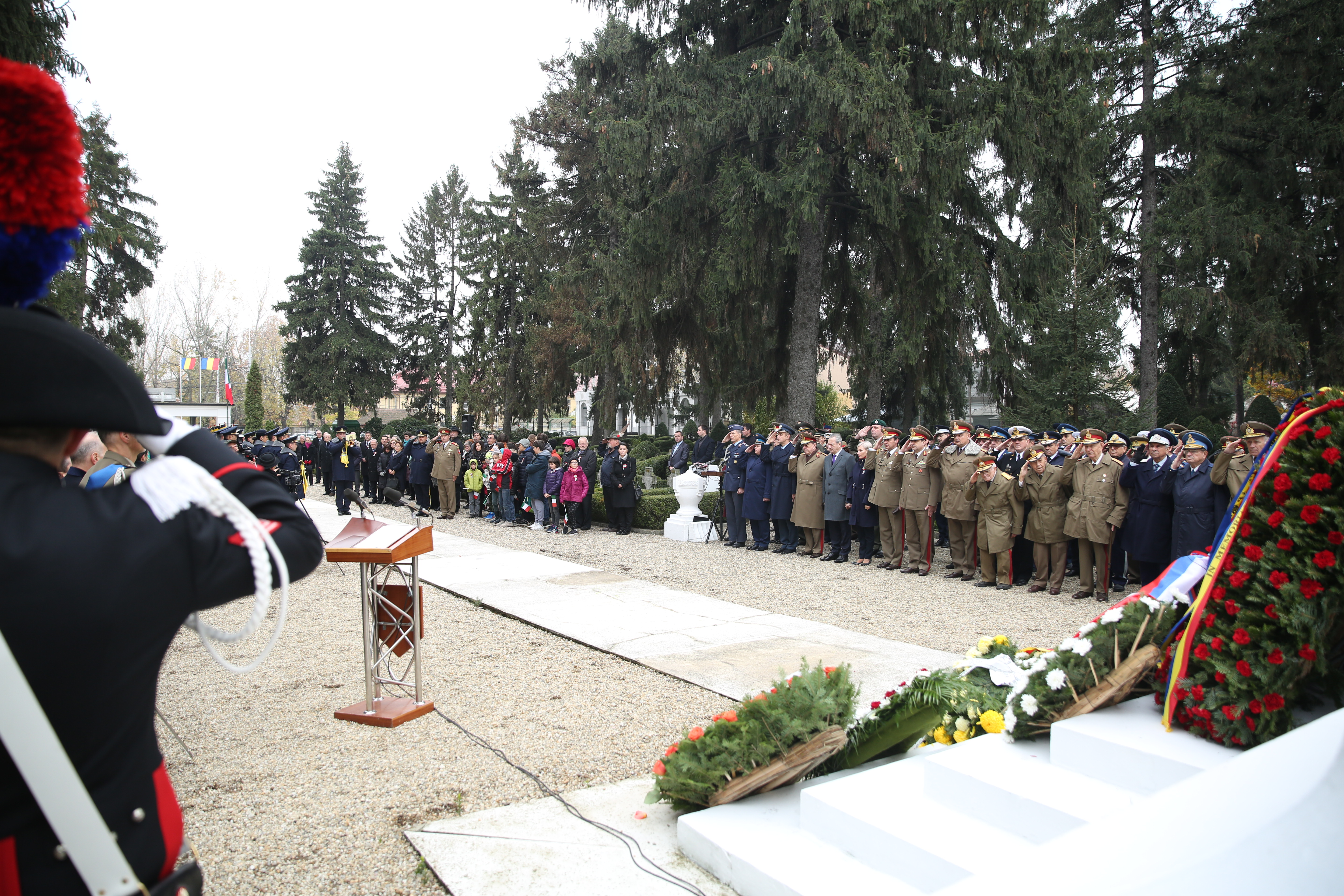 Ziua Forțelor Armate ale Republicii Italiene, depuneri de coroane la Cimitirul Italian - 04 noiembrie 2016  'Armed Forces Day of the Republic of Italy, wreaths laying ceremony at the Italian Cemetery - November 4, 2016'