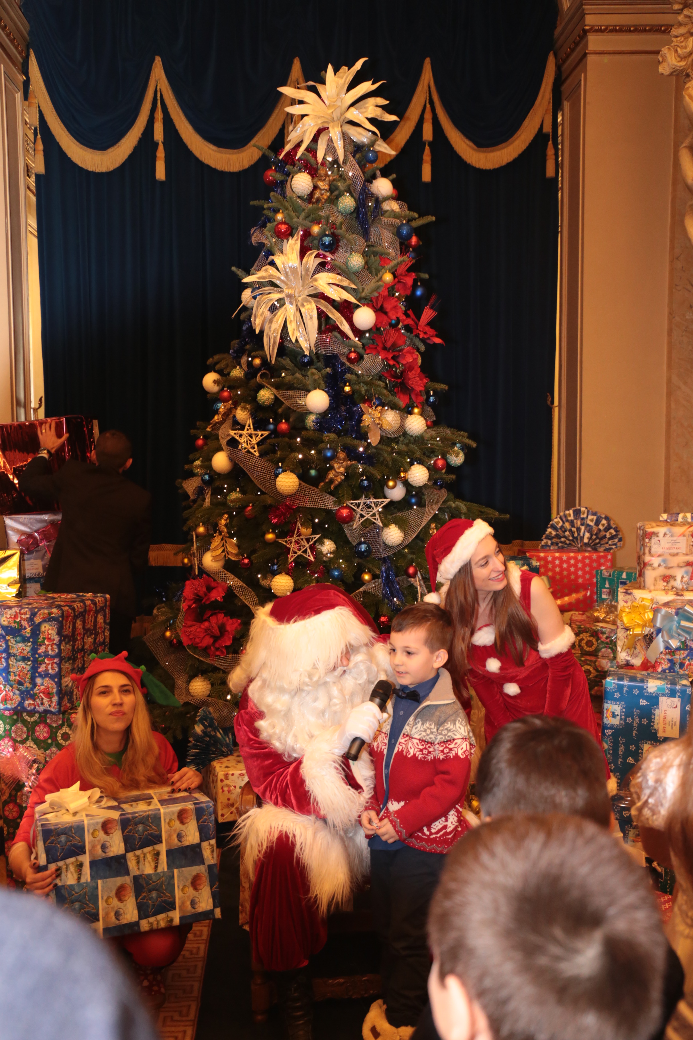 Serbarea Pomului de Crăciun pentru copiii eroilor Armatei României căzuți la datorie sau răniți în misiuni în teatrele de operații - Cercul Militar Național - 13 decembrie 2016