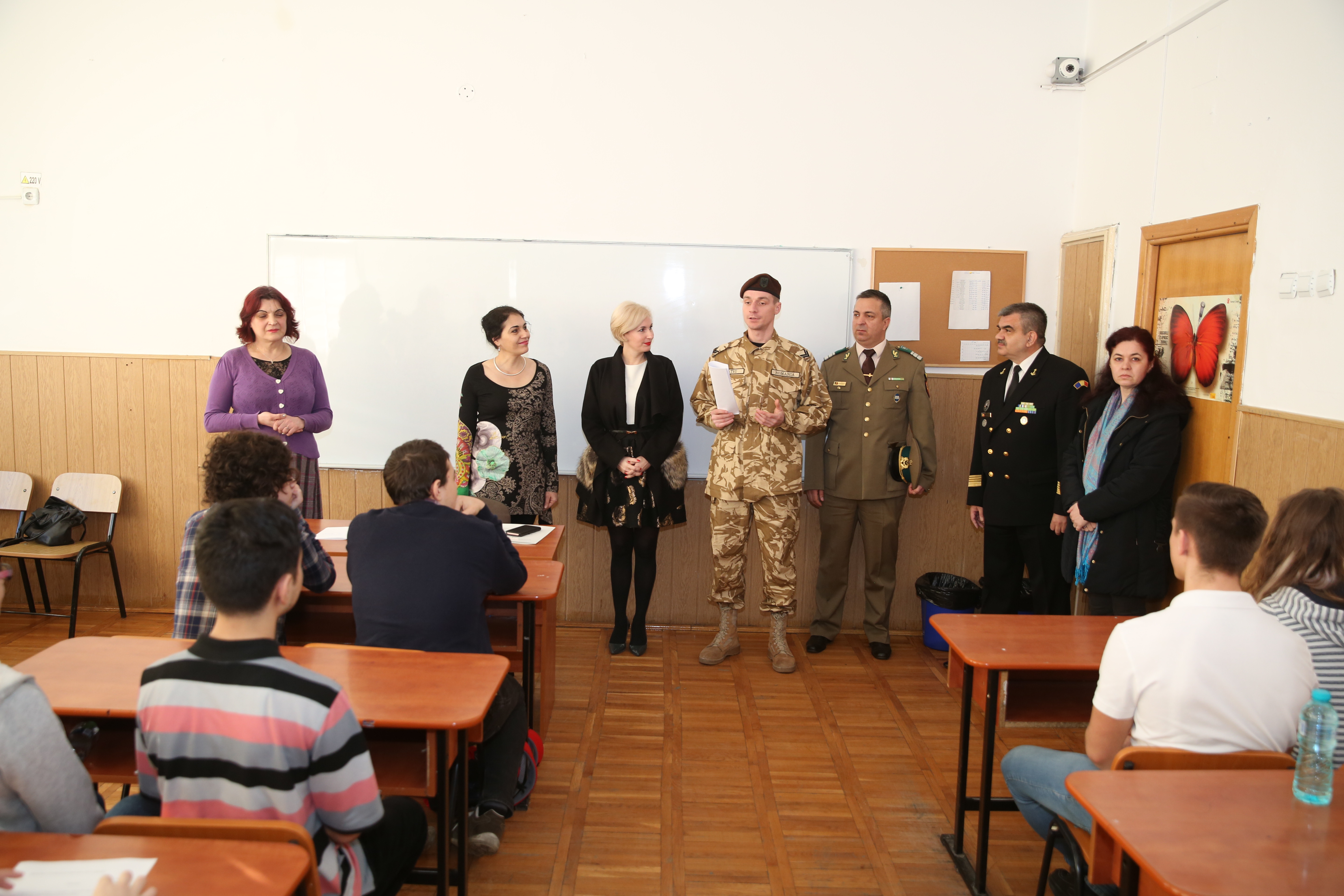 De Dragobete, “O altfel de lecție de istorie!” Vizita la Colegiul Național Grigore Moisil Bucureşti - 24 februarie 2017 'On 'Dragobete' Day, “A different kind of history lesson”, visit to Grigore Moisil Highschool, Bucharest, February 24, 2017'