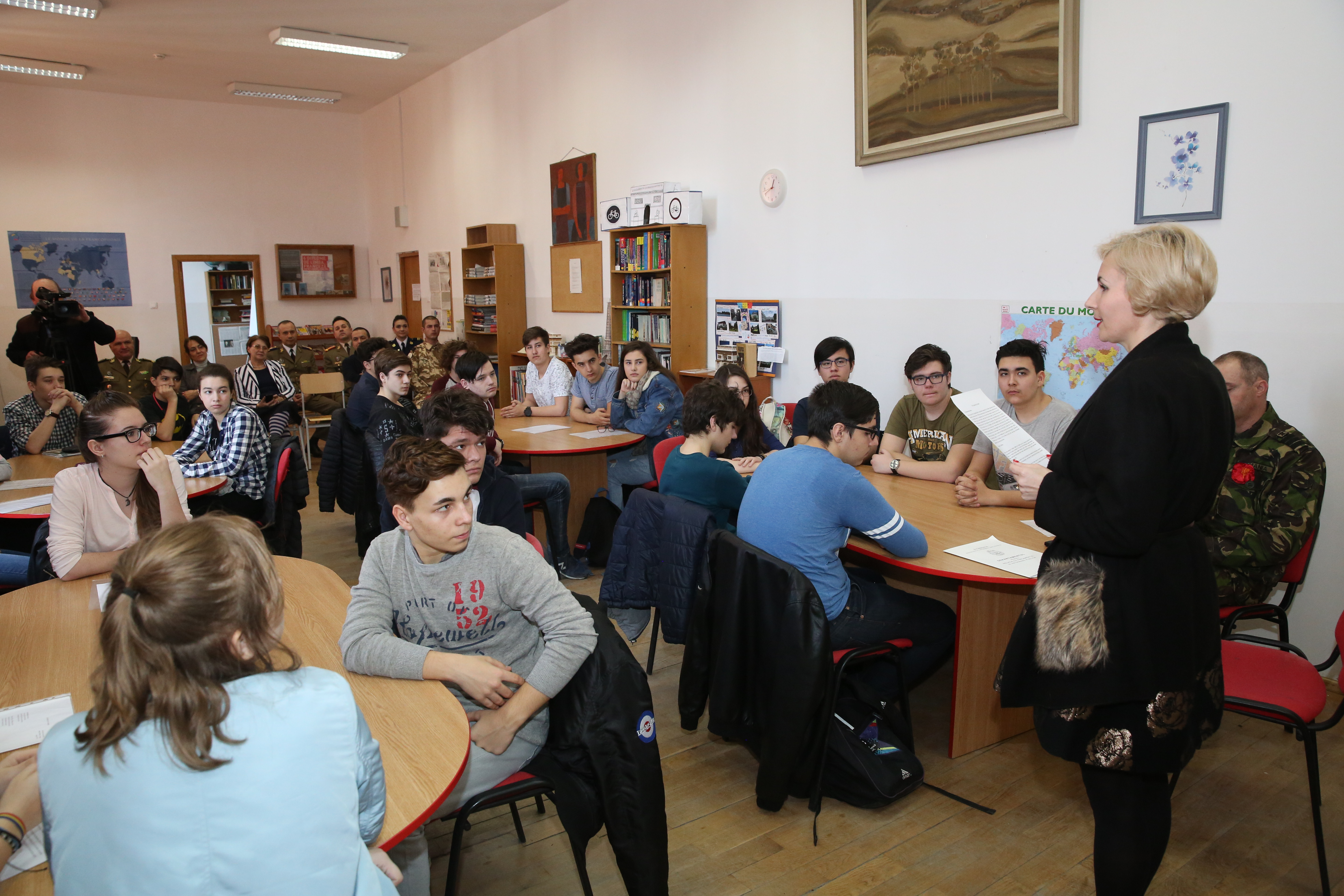 De Dragobete, “O altfel de lecție de istorie!” Vizita la Şcoala Centrală Bucureşti - 24 februarie 2017 'On 'Dragobete' Day, “A different kind of history lesson”, visit to the Central School, Bucharest, February 24, 2017'