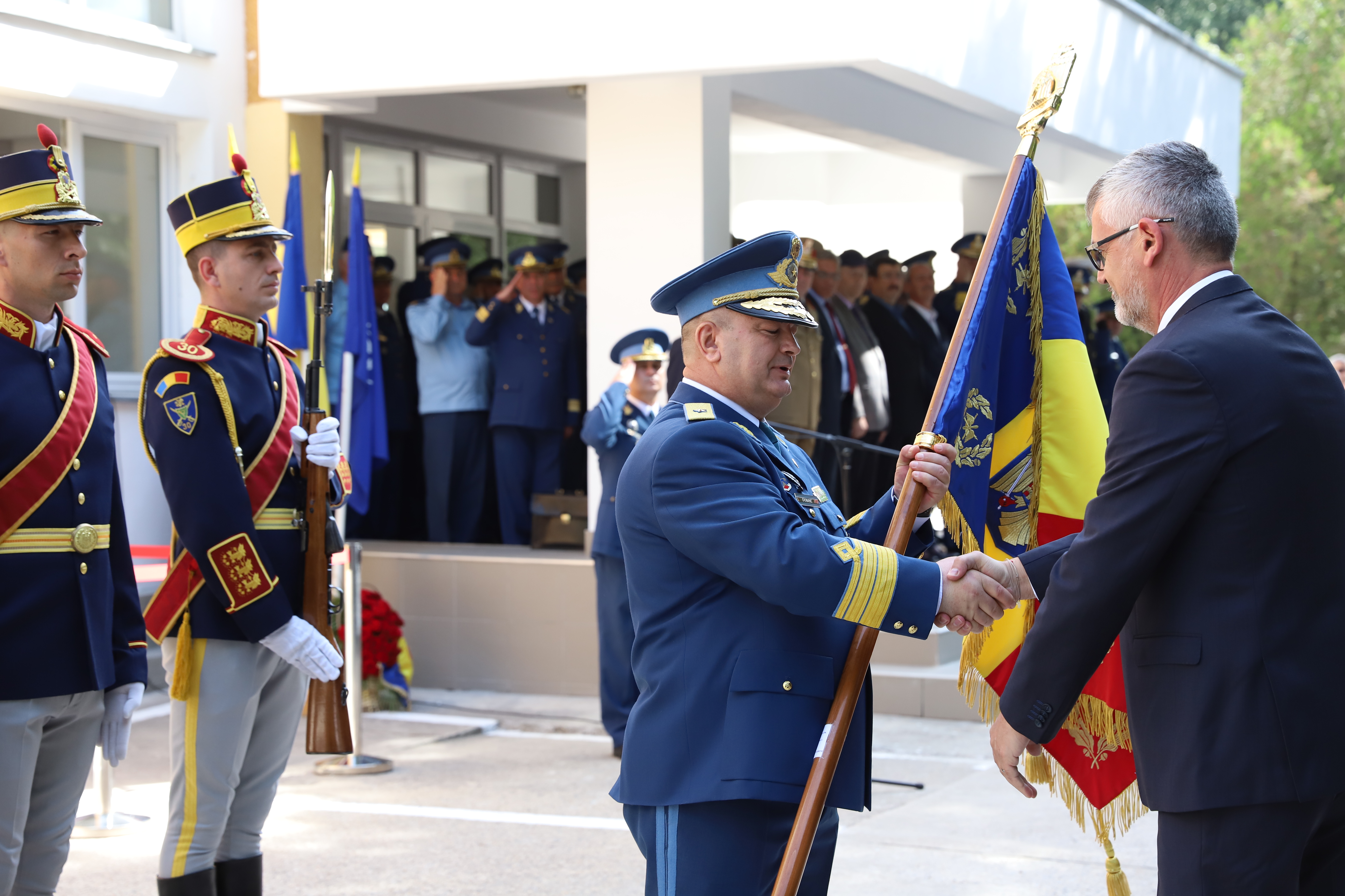 Festivitatea de acordare a Drapelului de lupta la Componenta Operationala Aeriana din 30 Mai 2018