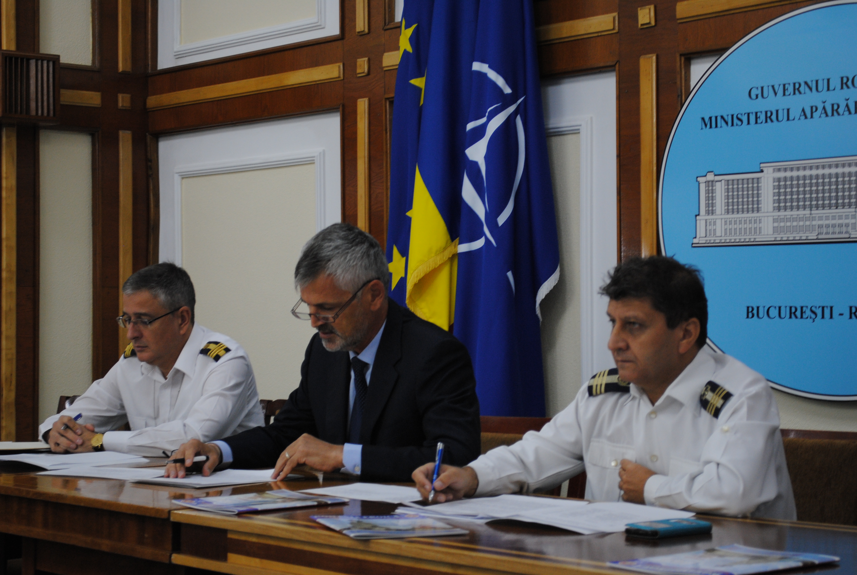 Întâlnirea secretarului de stat pentru relația cu Parlamentul și calitatea vieții personalului cu reprezentanții structurilor asociative din domeniul militar și al cultului eroilor - 27 Sept. 2018