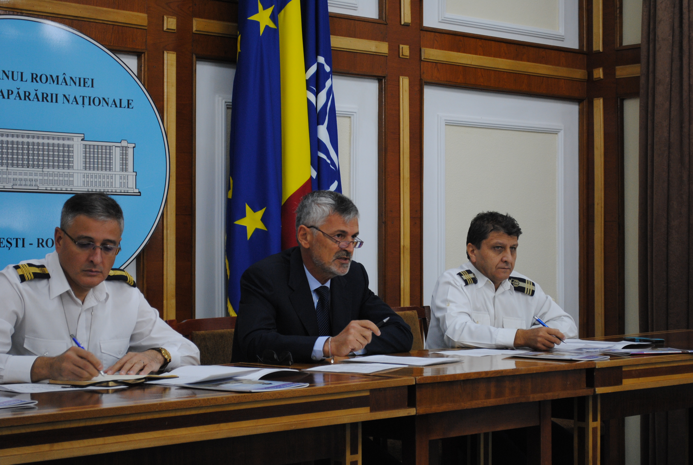 Întâlnirea secretarului de stat pentru relația cu Parlamentul și calitatea vieții personalului cu reprezentanții structurilor asociative din domeniul militar și al cultului eroilor - 27 Sept. 2018