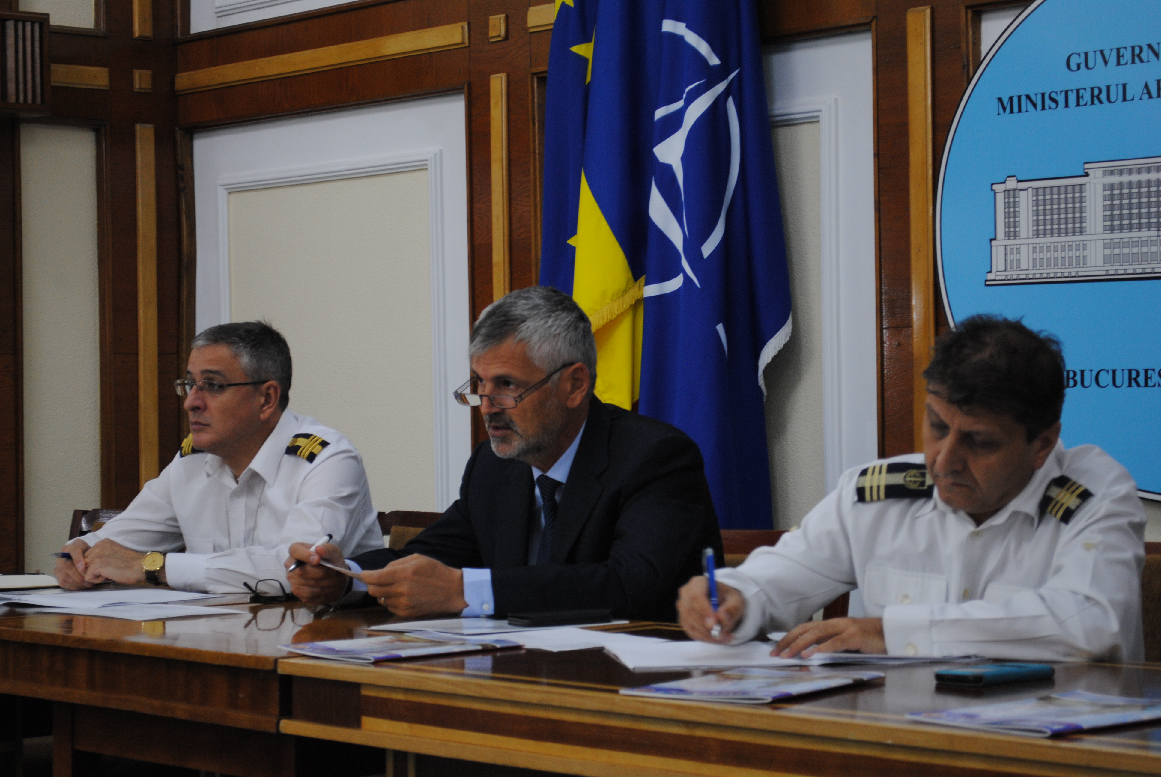 Întâlnirea secretarului de stat pentru relația cu Parlamentul și calitatea vieții personalului cu reprezentanții structurilor asociative din domeniul militar și al cultului eroilor - 27 Sept. 2018