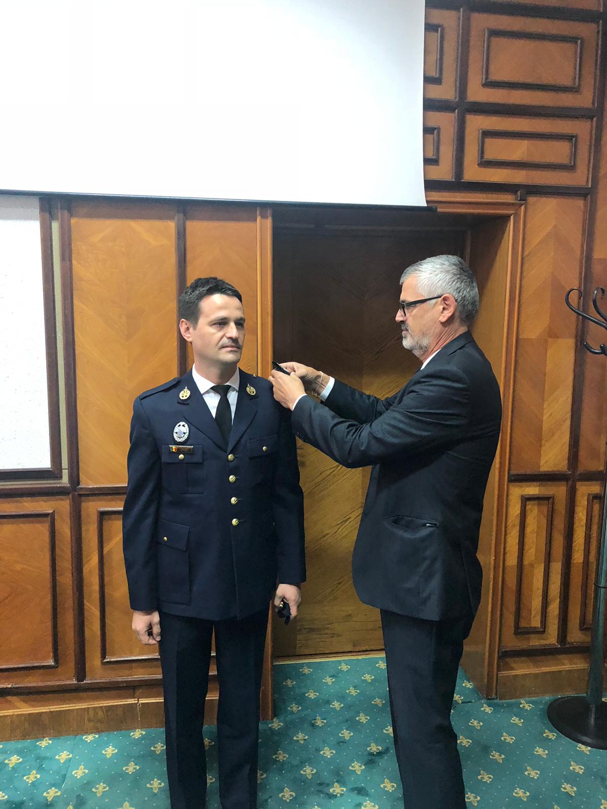 Festivitatea de înaintare în grad a unor cadre militare din cadrul Departamentului pentru relația cu Parlamentul și calitatea vieții personalului - 24.10.2018