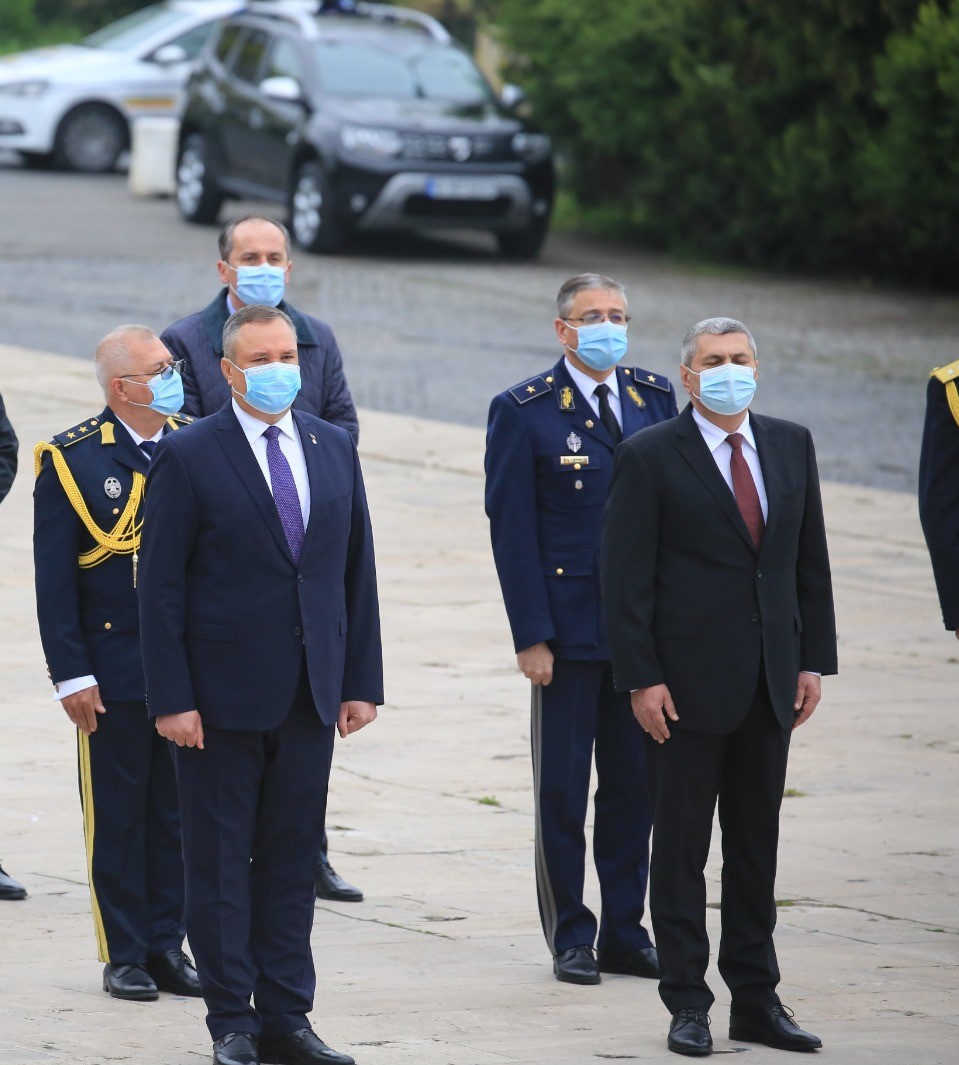 Ceremonia militară de depunere de coroane de flori la Monumentul Eroilor Patriei din Capitală, cu ocazia Zilei veteranilor de război, 29 Aprilie 2021