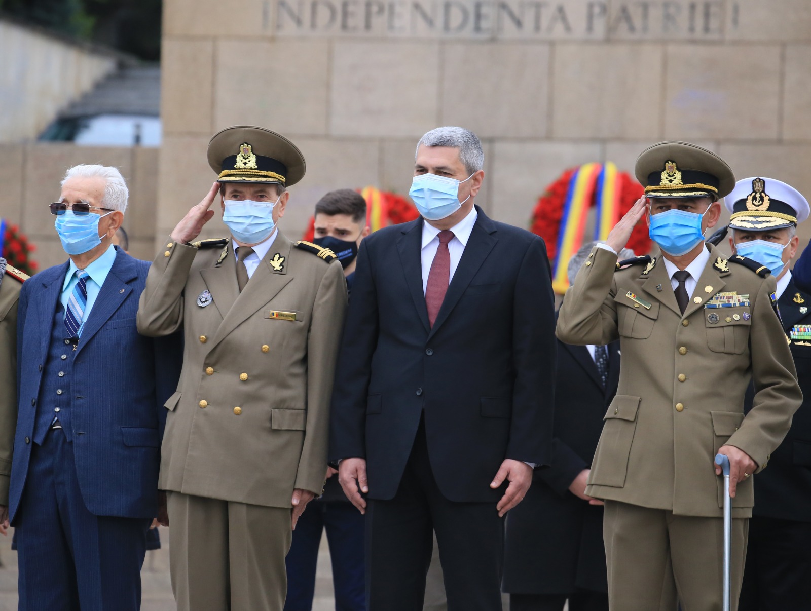 Ceremonia militară de depunere de coroane de flori la Monumentul Eroilor Patriei din Capitală, cu ocazia Zilei veteranilor de război, 29 Aprilie 2021