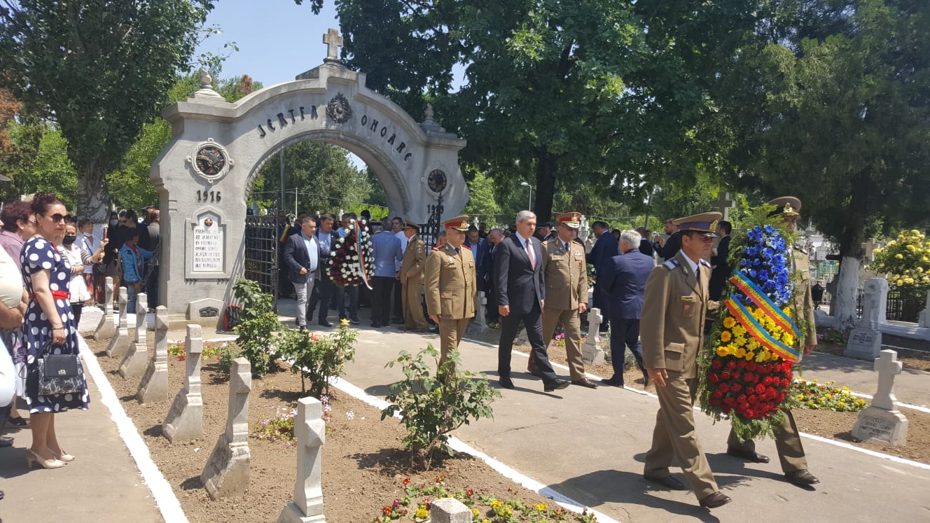 Depunere de coroane la Cimitirul Eroilor Călărăşeni, loc. Călăraşi, 10 iunie 2021