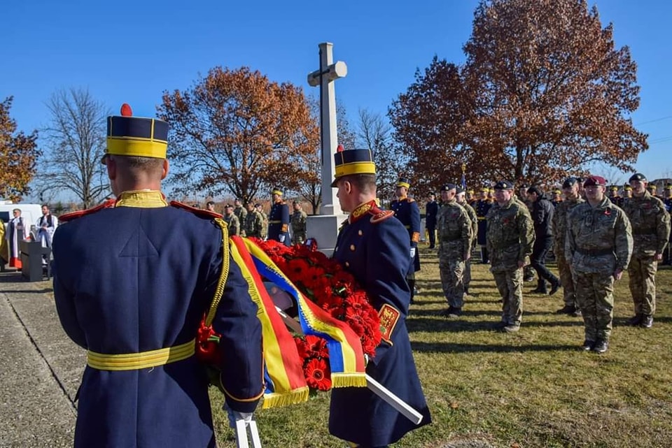 Simpozionul „Extinderea NATO în 2004: un deceniu de contribuție robustă, responsabilitate şi angajament pentru o nouă Alianță”