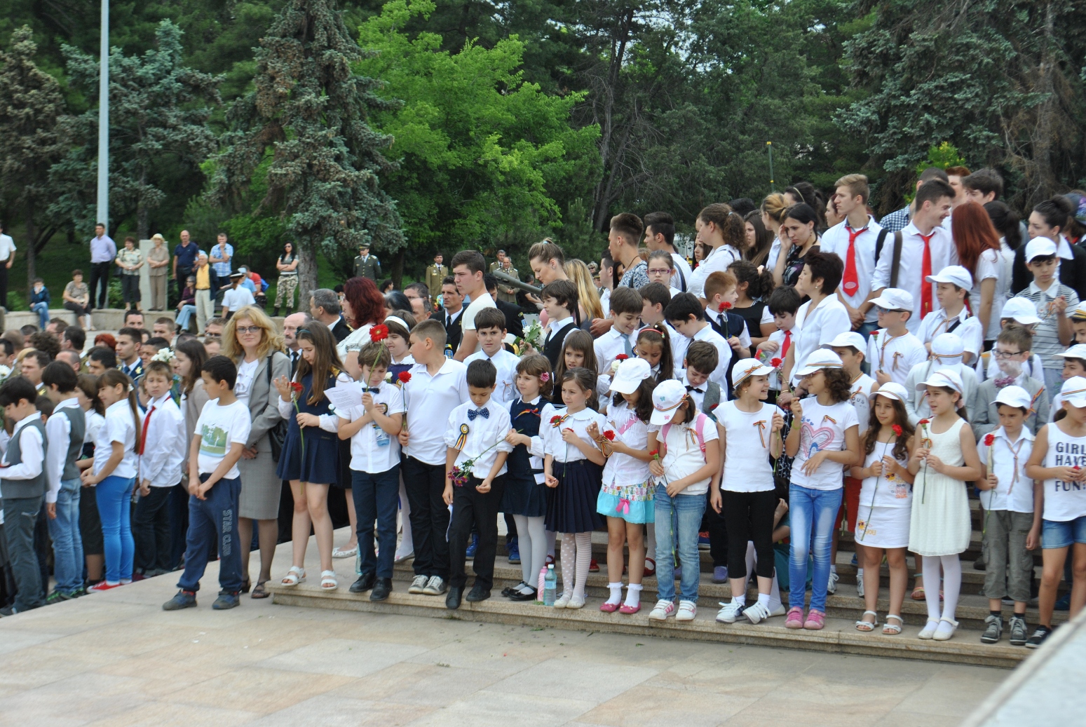 Ceremonialul prilejuit de Ziua Eroilor la Monumentul Ostaşului Necunoscut