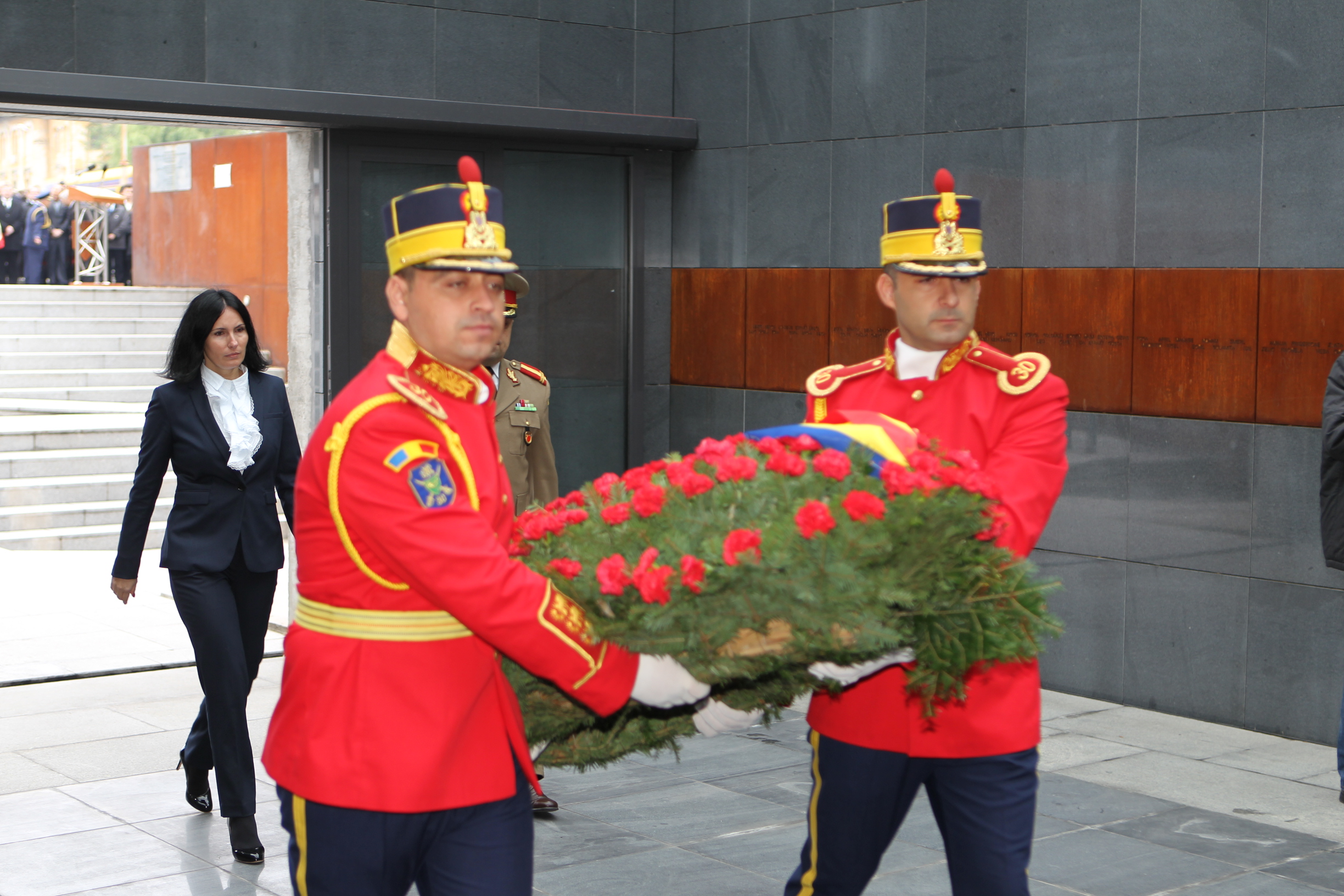 Comemorarea a 73 de ani de la începerea deportărilor evreilor din România - Monumentul Memorial al Holocaustului din România