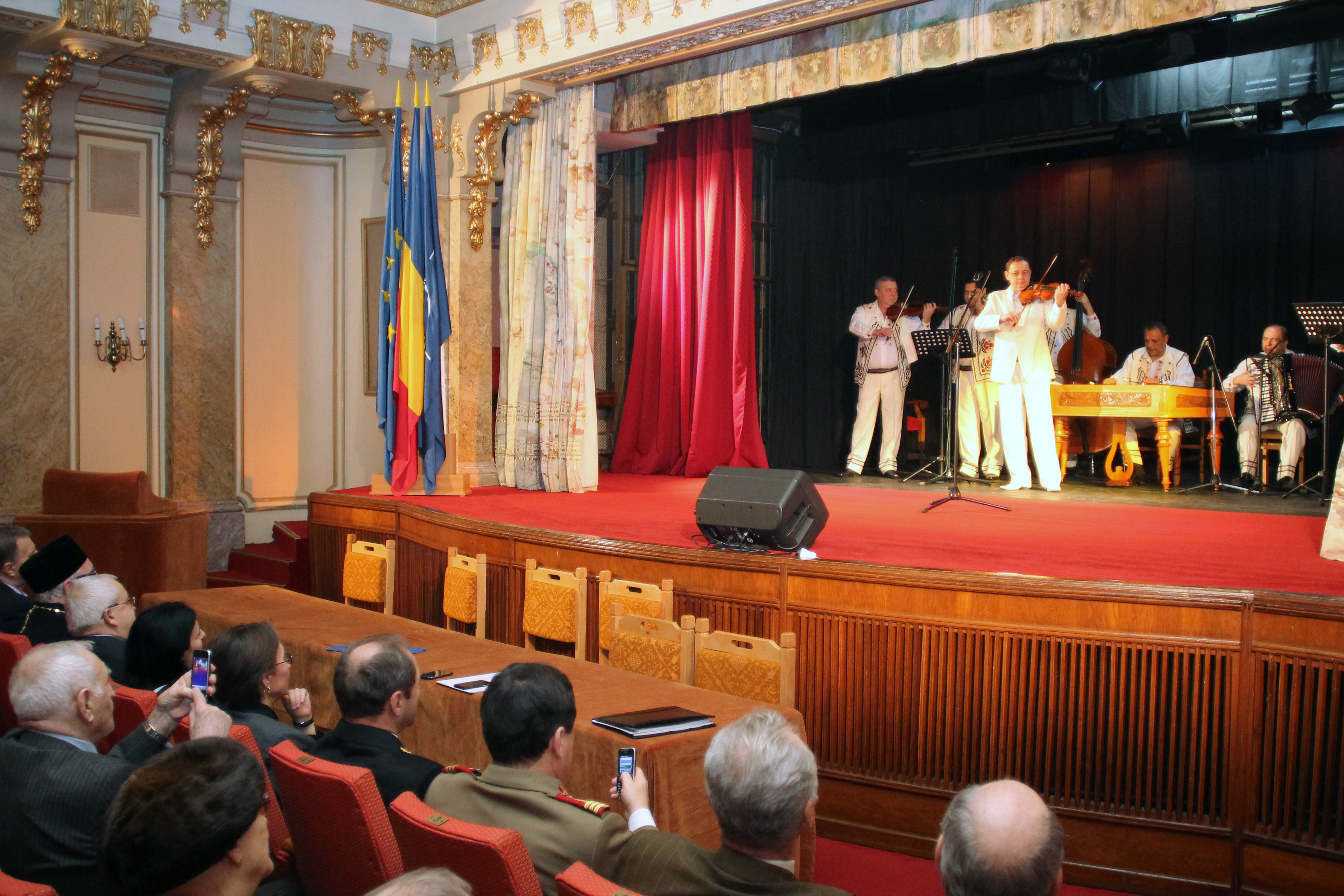 Reuniunea dedicată comemorării zilei Principatelor Române 'ANCMRR' Cercul Militar Național 22 ianuarie 2015';