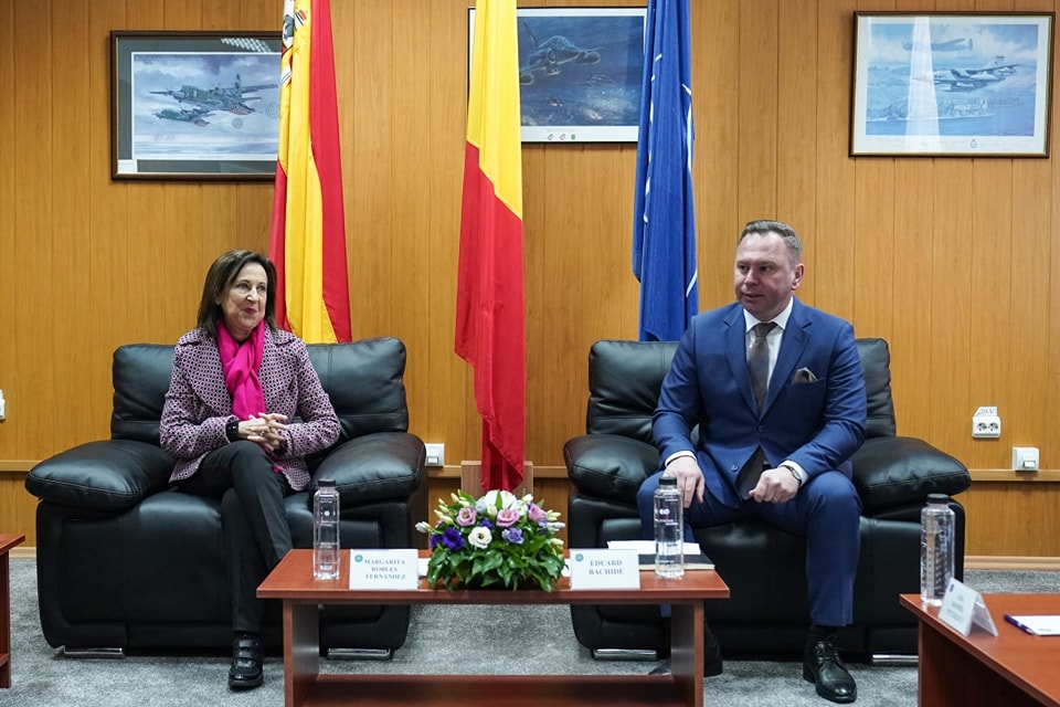 Întrevederea secretarului de stat Eduard Bachide cu ministrul spaniol al apărării, Margarita Robles - 23 Dec. 2022