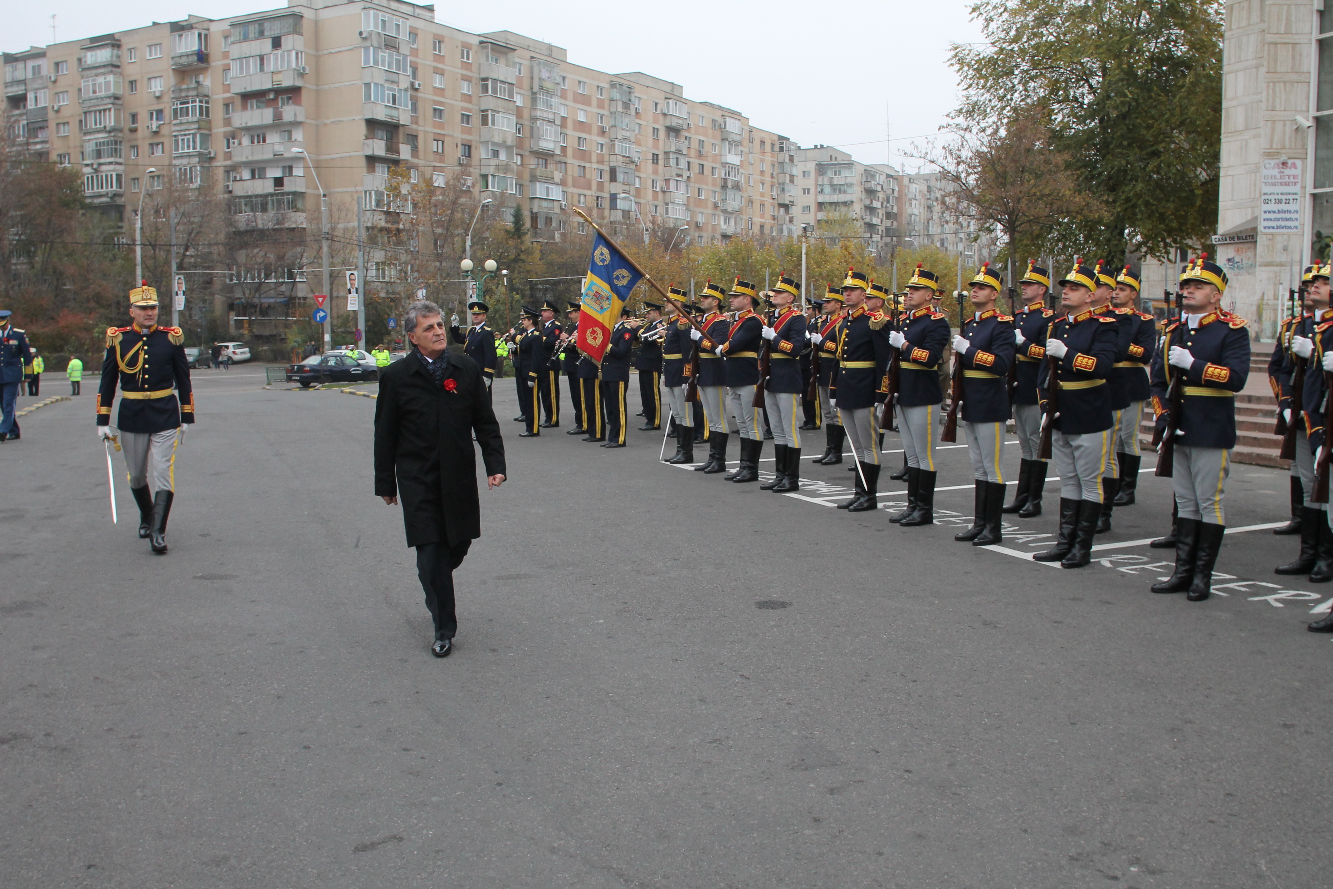 Ceremonia dedicată Zilei Veteranilor la Monumentul eroilor căzuți în teatrele de operații şi pe teritoriul României