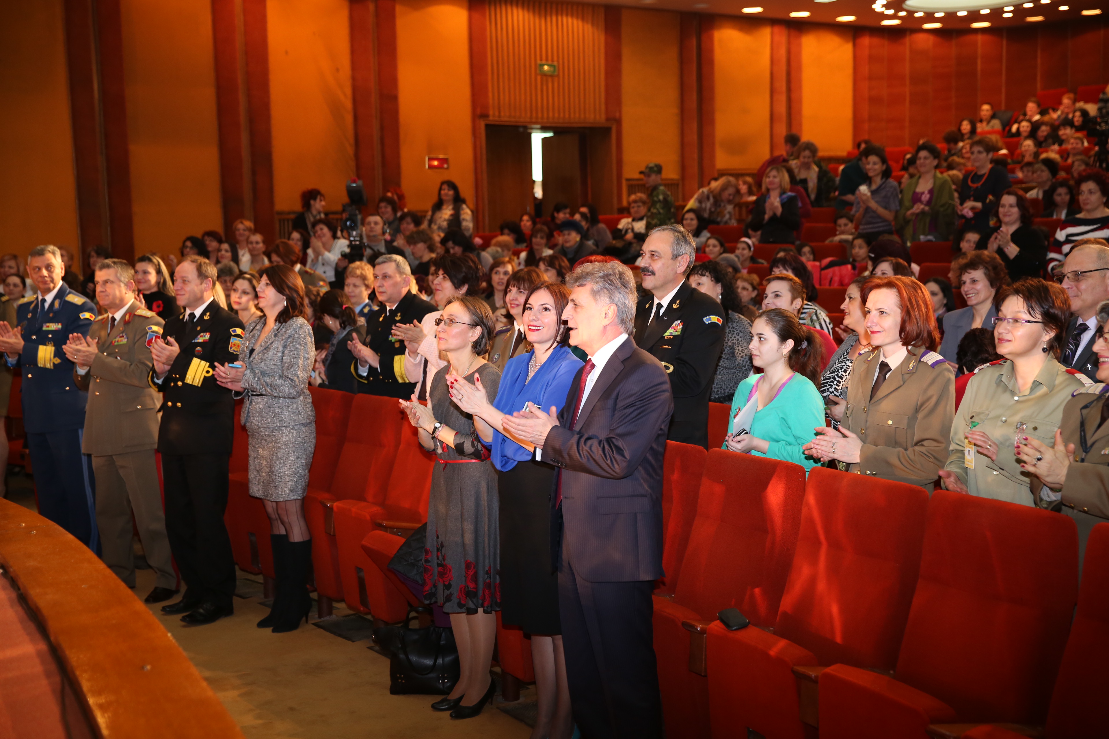 'GAIȖELE' spectacol dedicat femeilor de 8 Martie - 05 martie 2015 