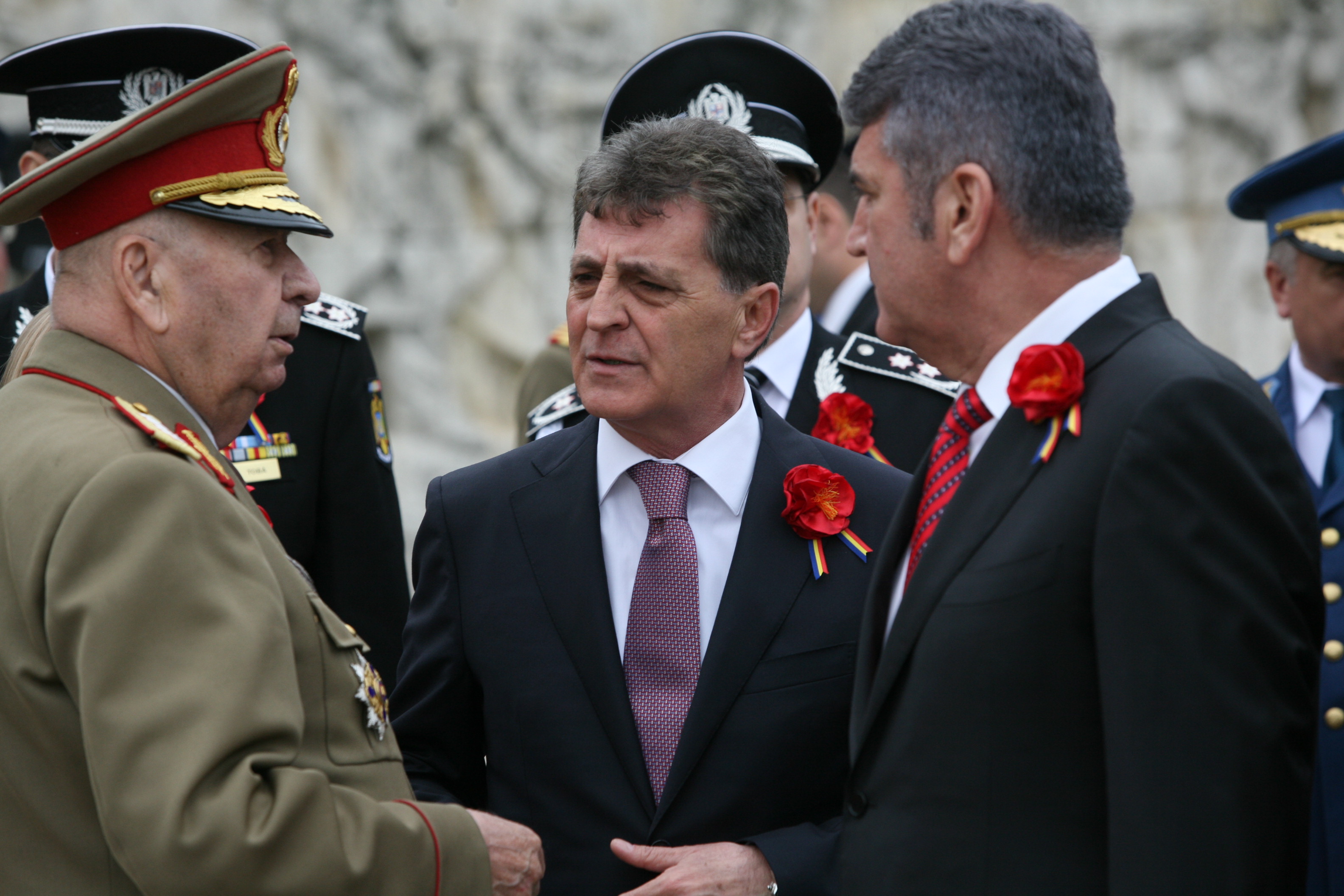 Ceremonia militară de depuneri de coroane şi jerbe de flori de la Monumentul Eroilor Neamului din cel de al II-lea Război Mondial - Universitatea Națională de Apărare 'Carol I' - 29 aprilie 2015 '