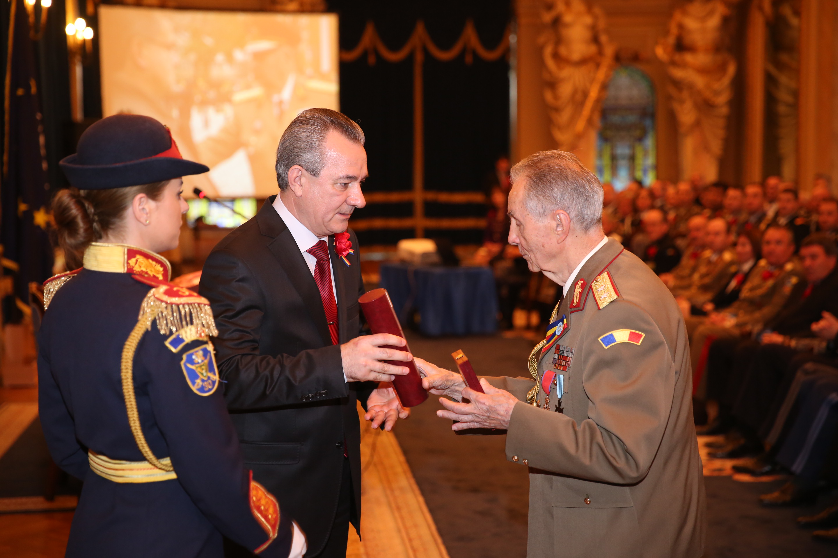 Adunarea festivă ocazionată de sărbătorirea Zilei Veteranilor de Război - 29 Aprilie, desfăşurată la Cercul Militar Național - 29 aprilie 2015